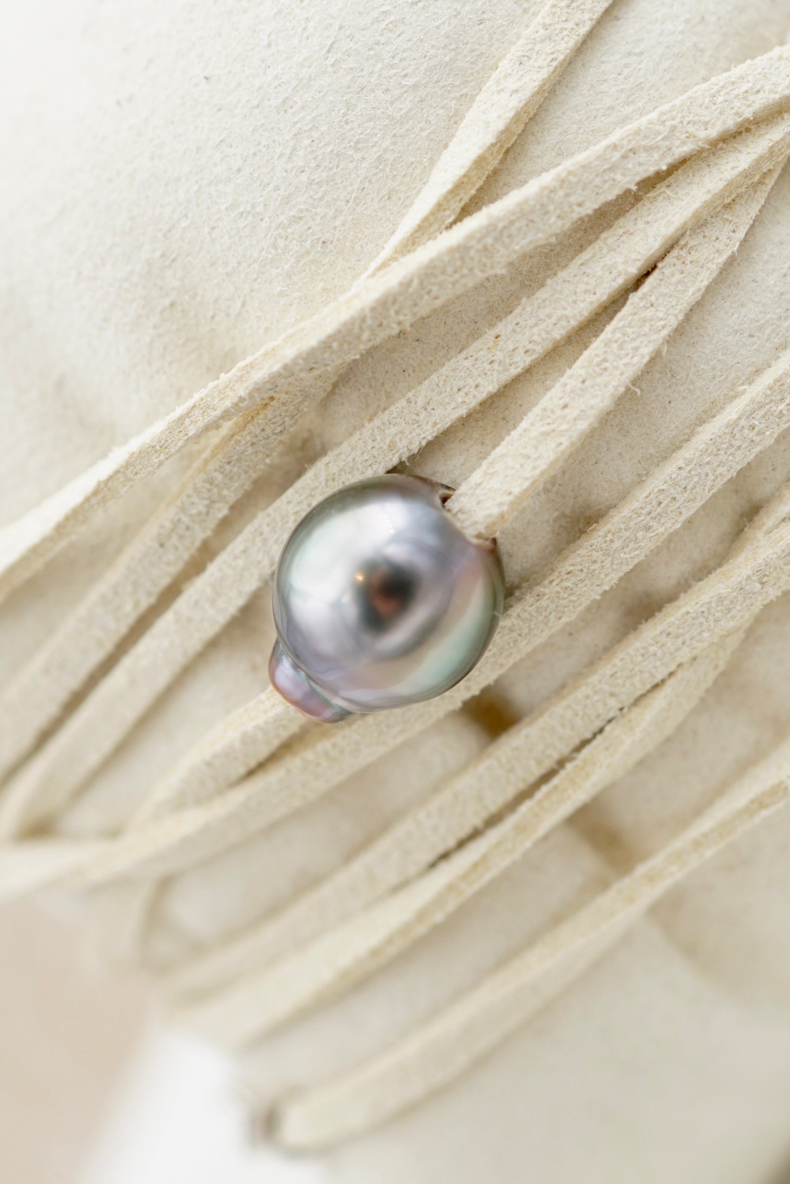 Collection Manava perle baroque de 10.5mm