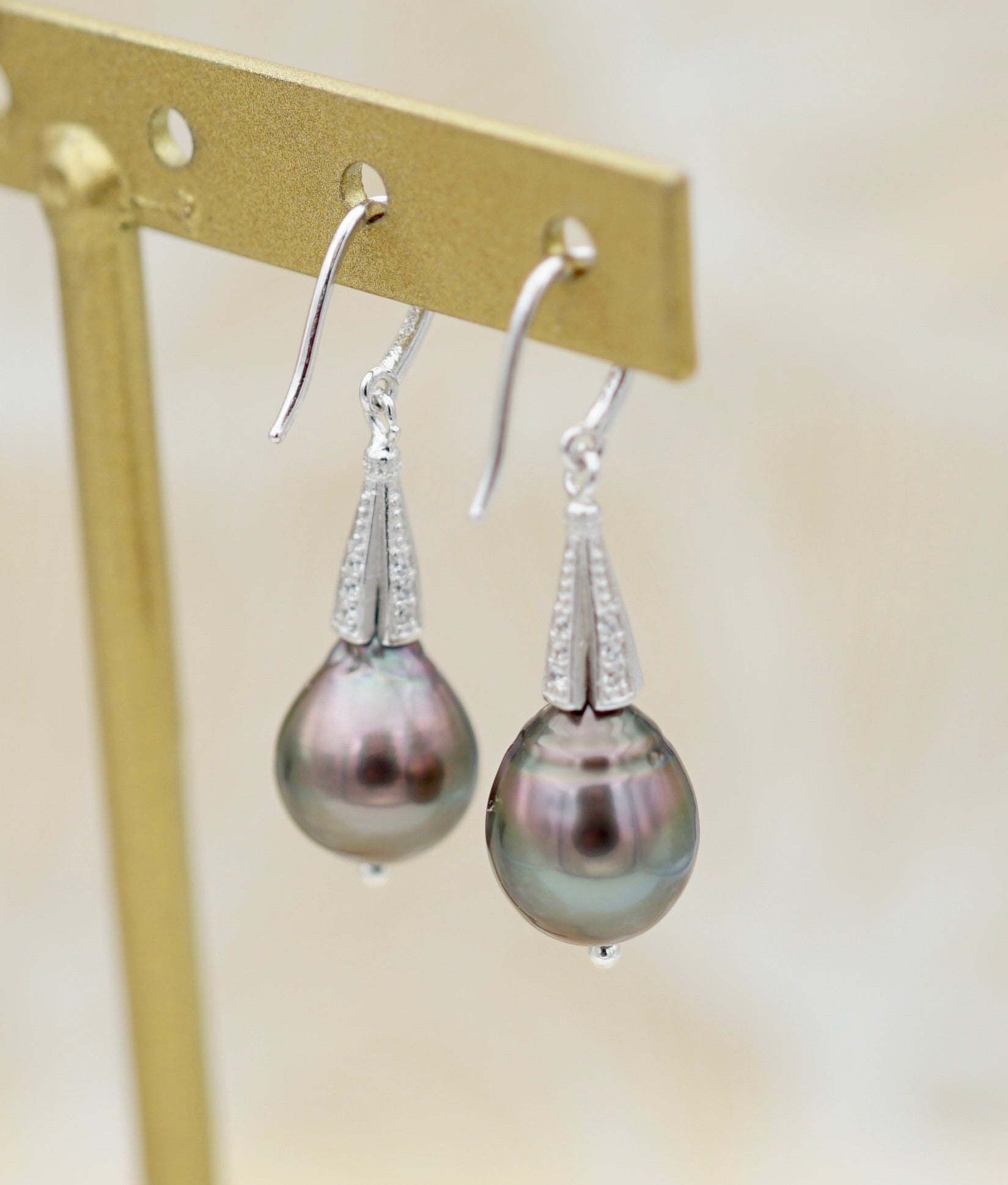 Collection Rurutu perles cerclées de 10.2mm