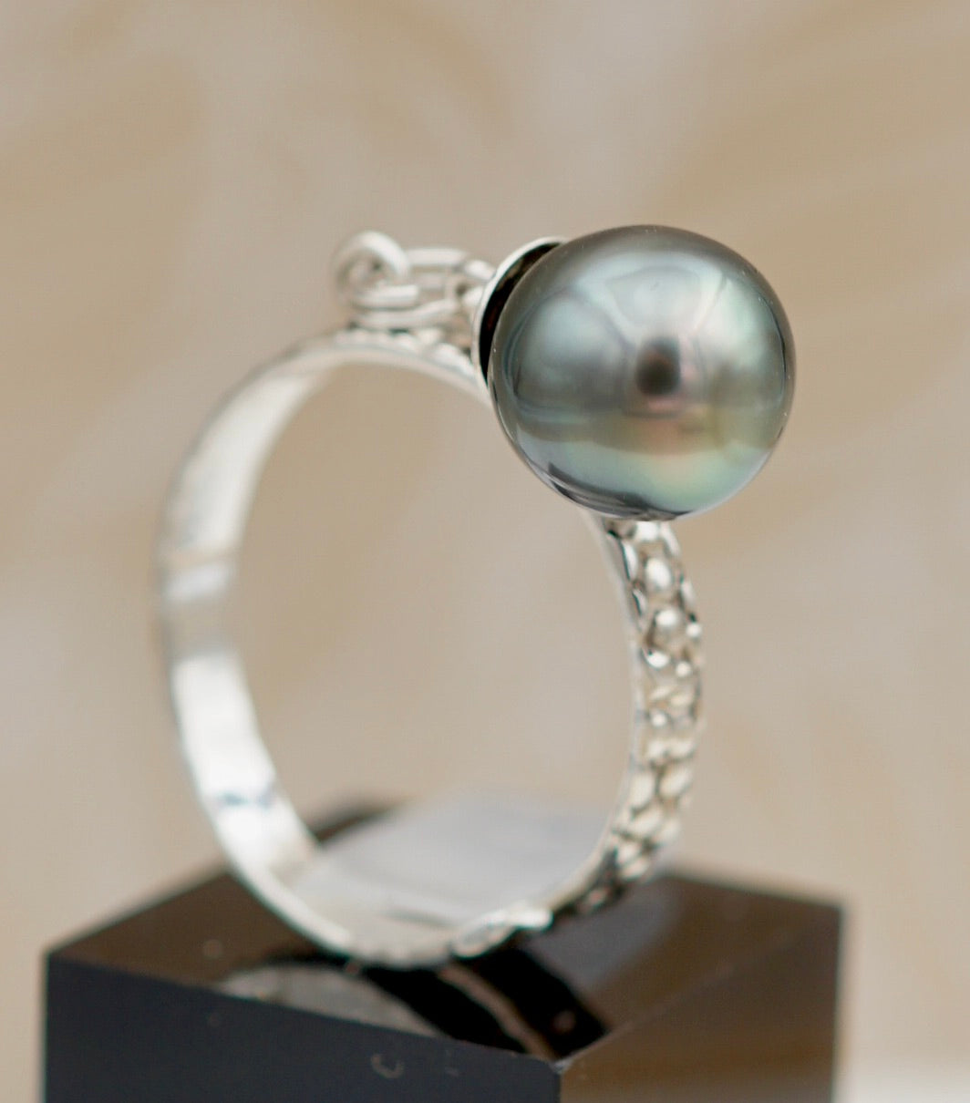 Collection Manuia perle cerclée de 9.4mm
