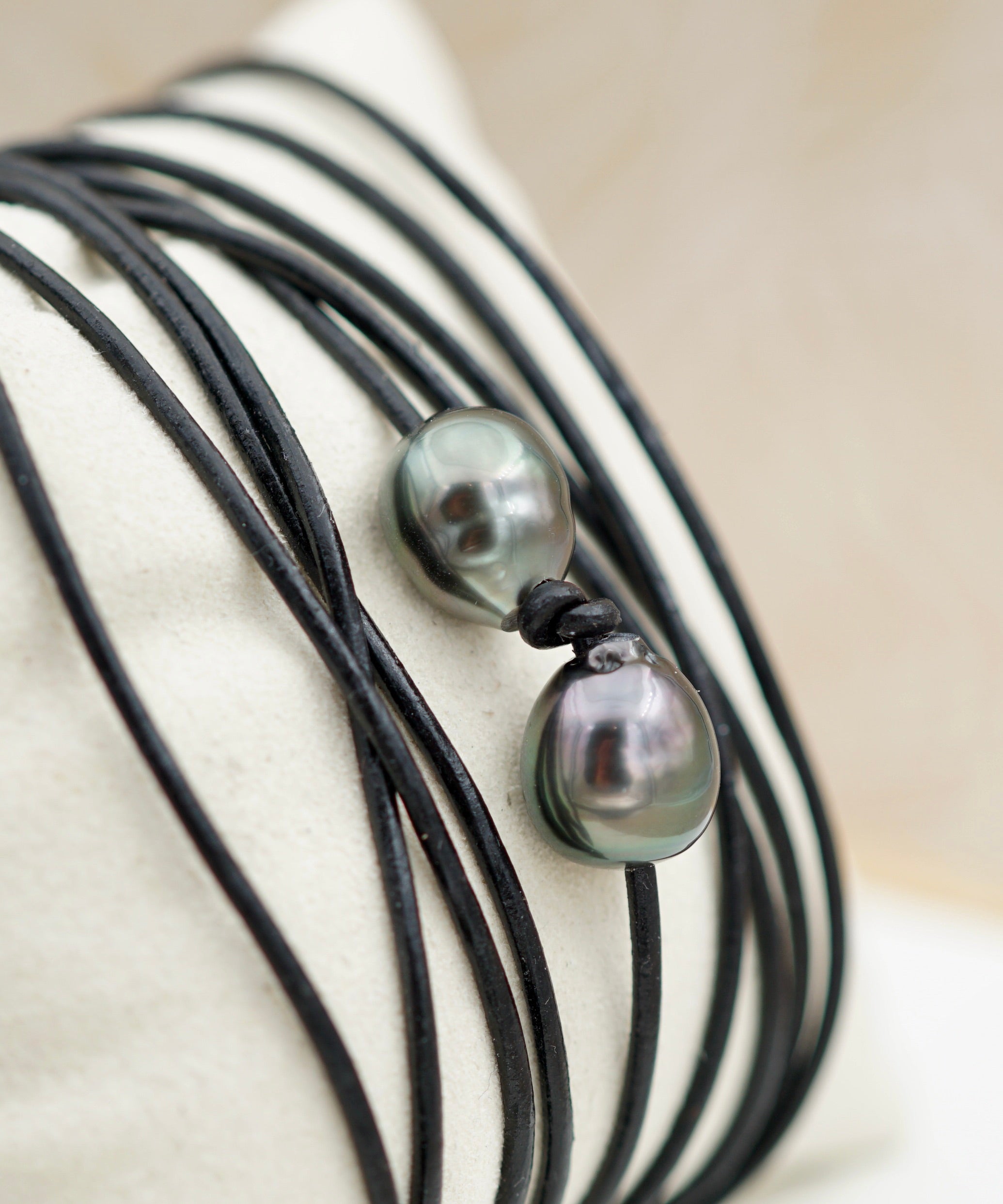 Collection Erima perles baroques de 9.8 et 9.3mm