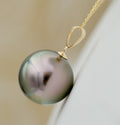 Collection Tahiti Nui perle AAA de 13.7mm sur Or