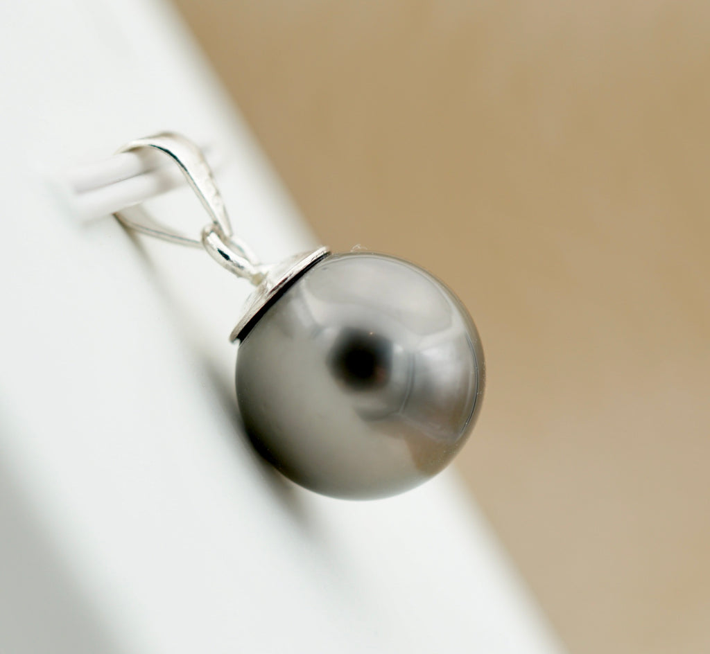 Collection Mataiva perle ronde de 10.9mm