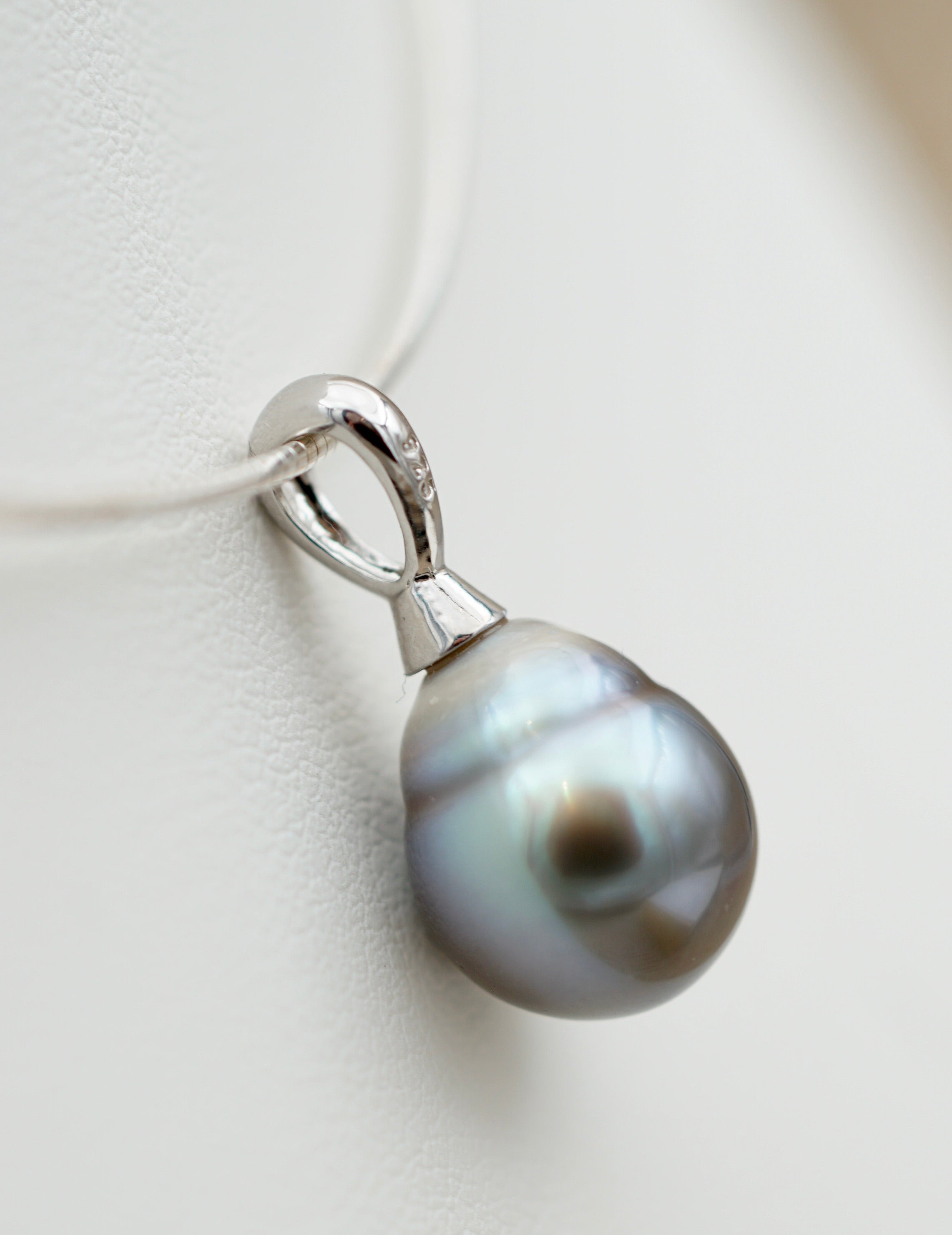 Maeva perle cerclée de 10.6mm
