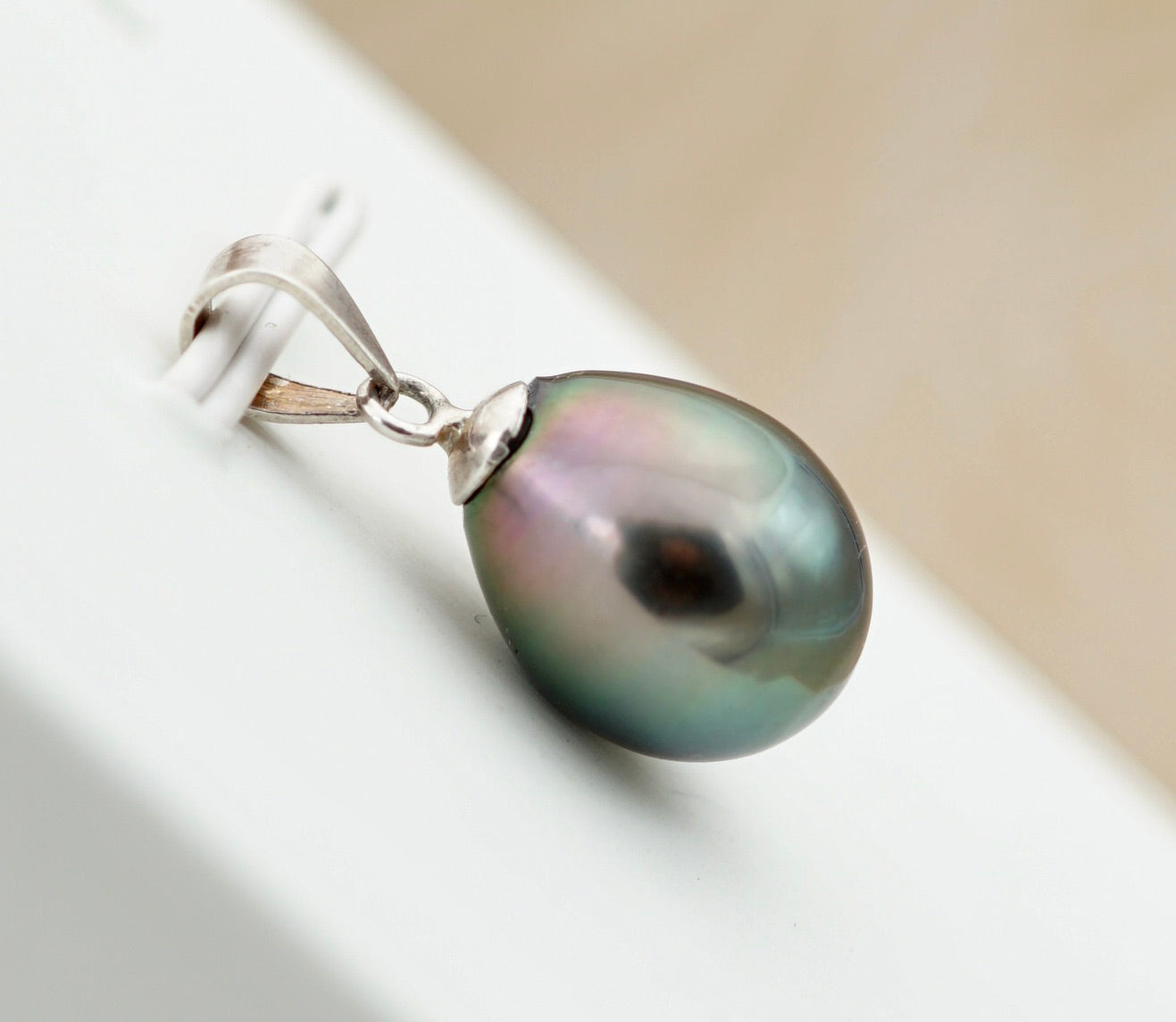 Collection Hiva perle baroque de 10.4mm