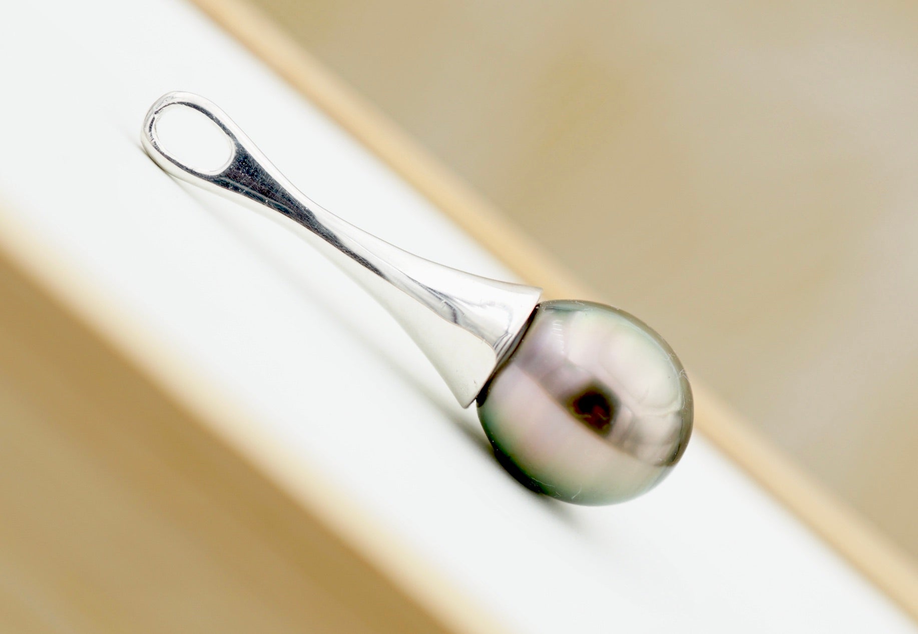 Collection Kaori perle baroque de 10.3mm
