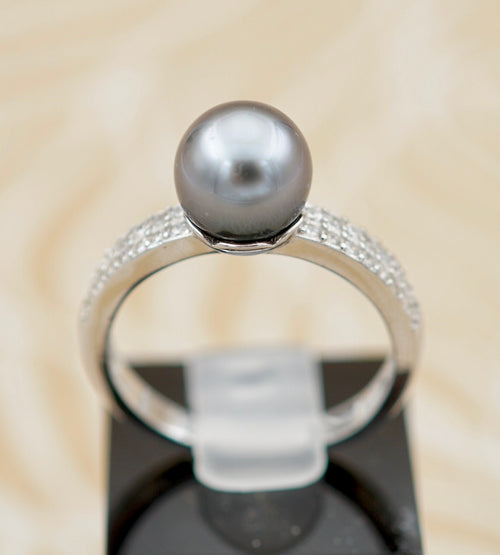 Collection Fakarava perle semi ronde de 8.3mm