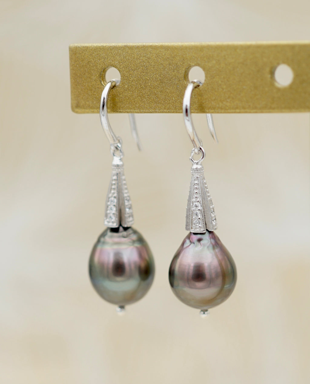 Collection Rurutu perles cerclées de 10.2mm