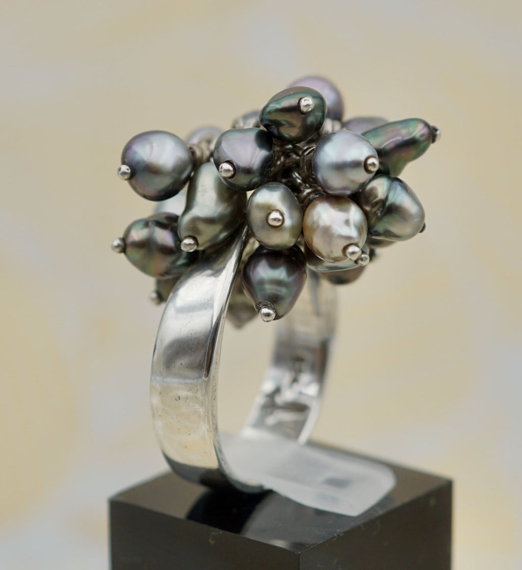 Collection Manihi 20 Keishis montées sur une bague en argent