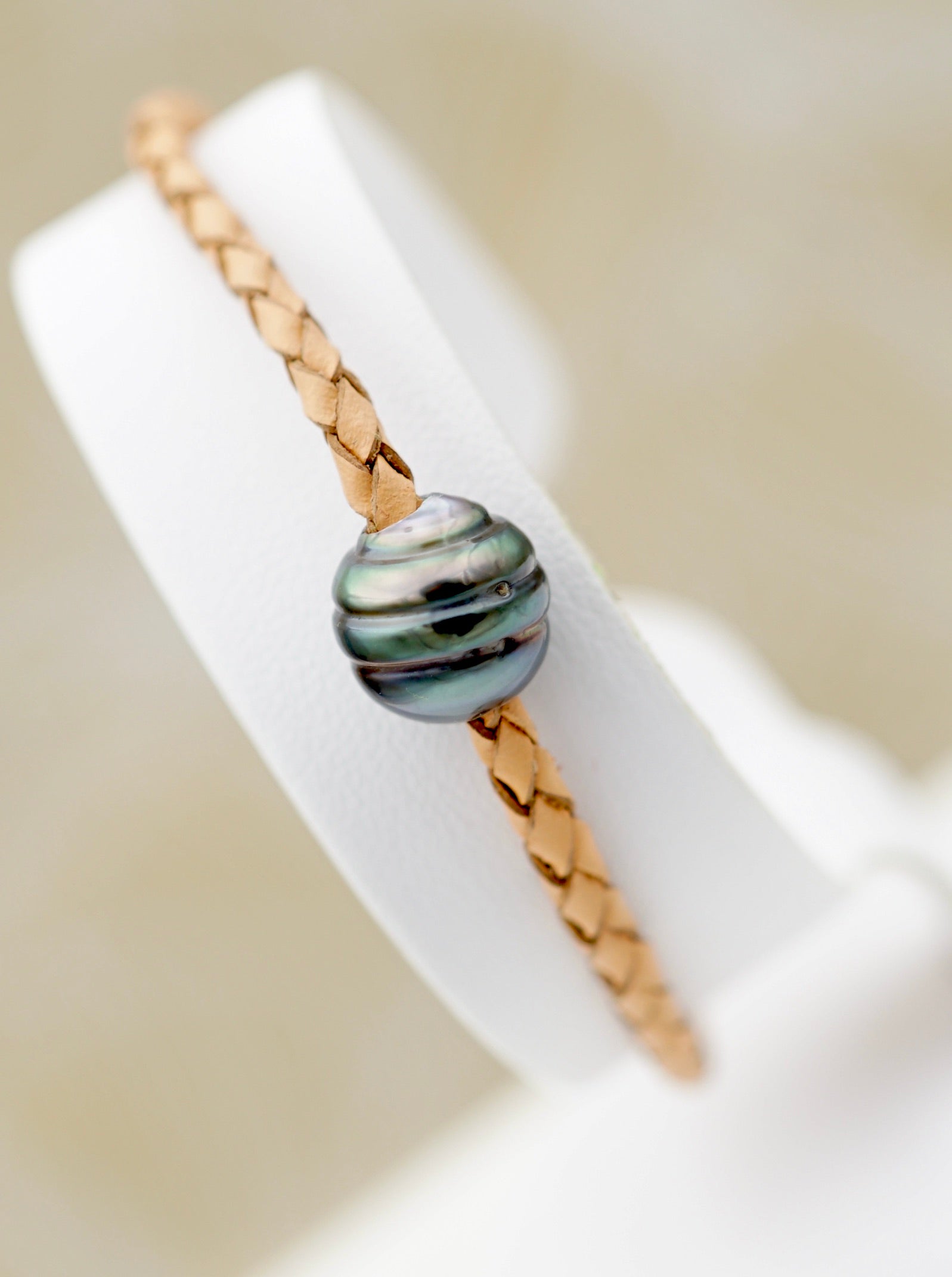 Collection Hana perle cerclée de 10.1mm