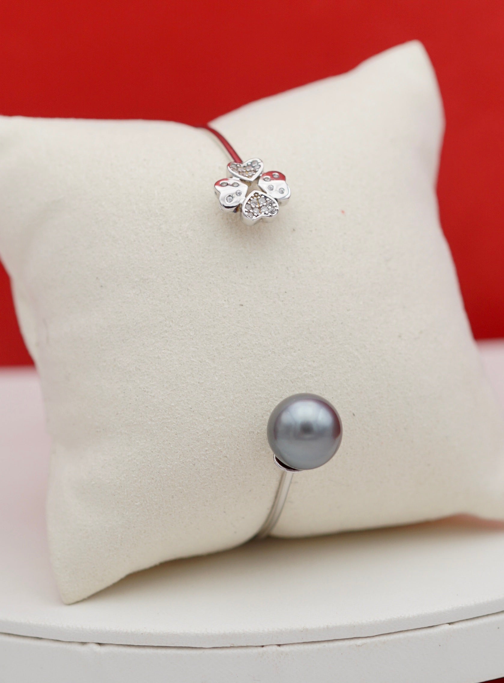 Collection Tikeau perle semi ronde de 10.7mm