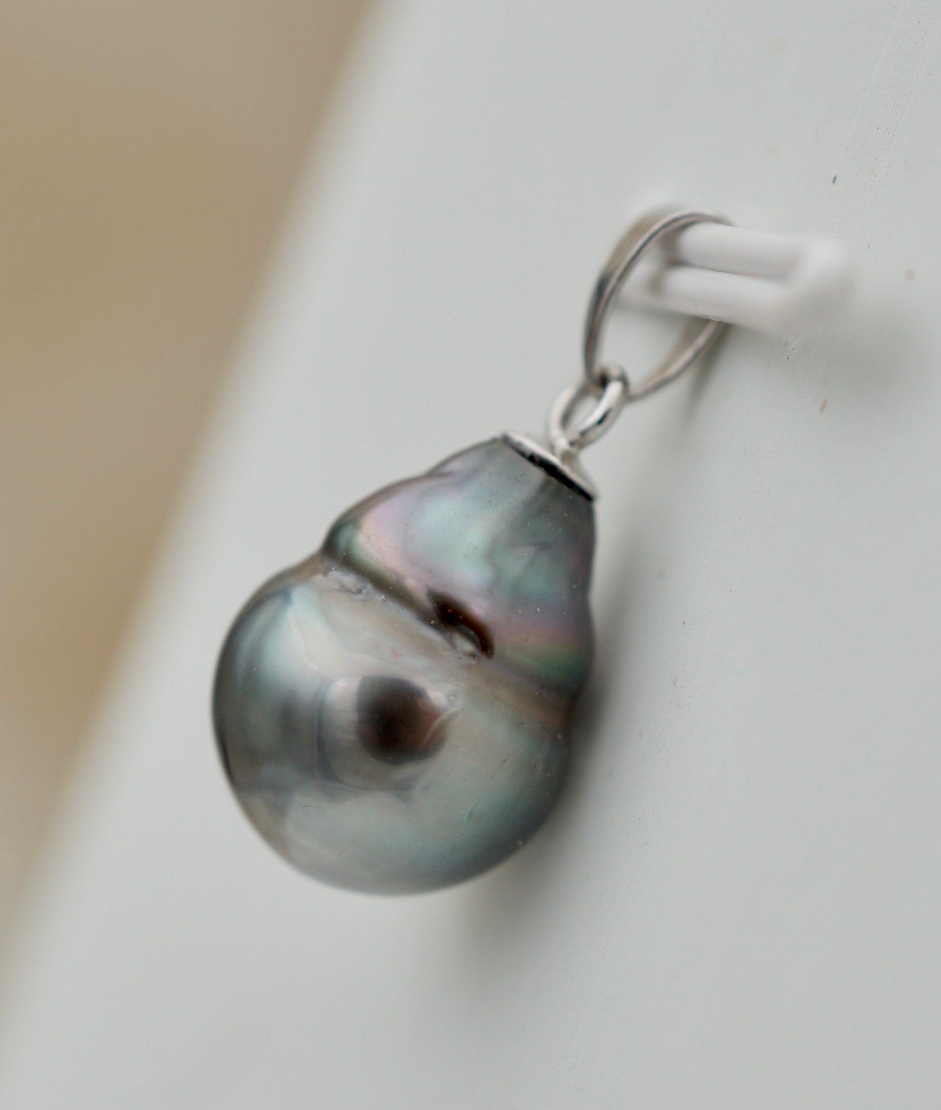 Collection Umete perle cerclée de 9.4mm