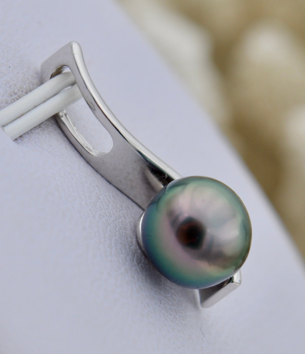Poe perle semi ronde de 8,3mm sur argent