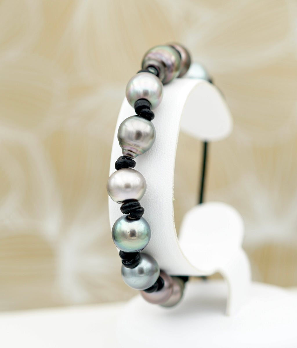 Collection Motu 12 perles multicolores sur cuir