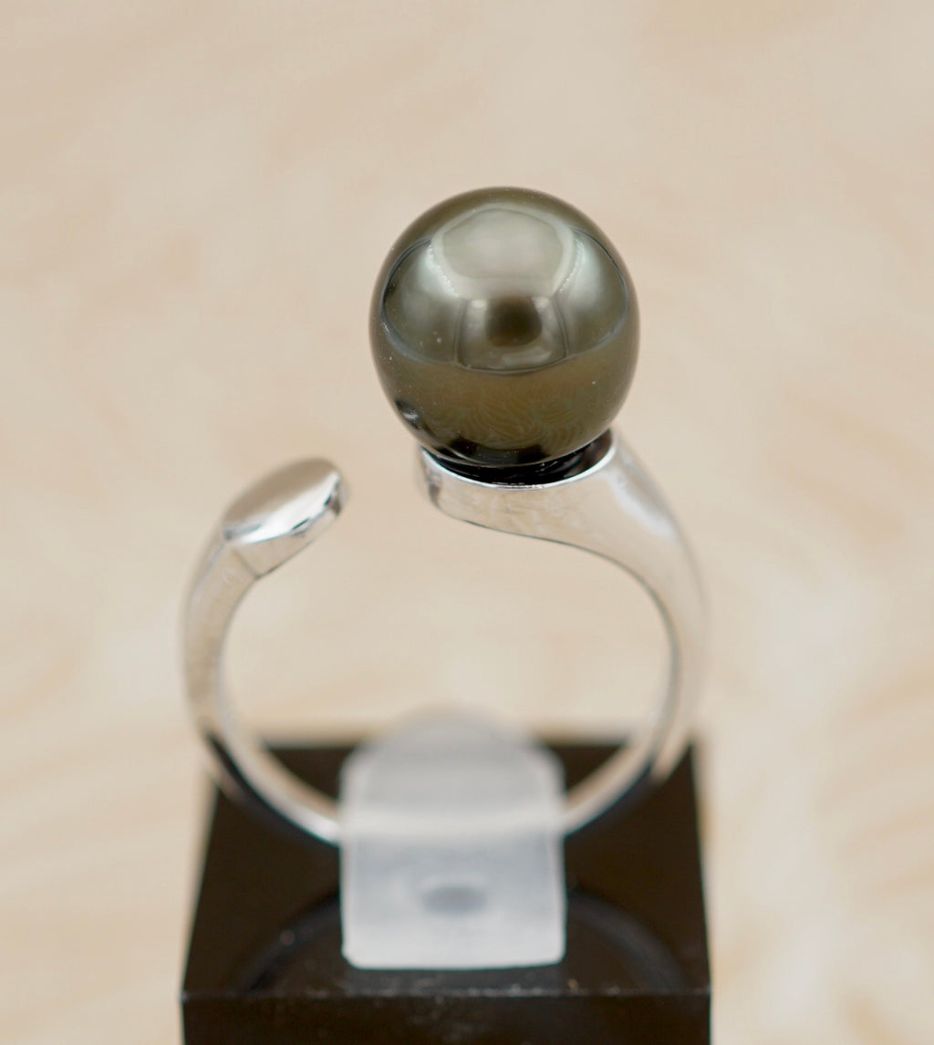 Collection Apetahi perle semi ronde de 9.8mm