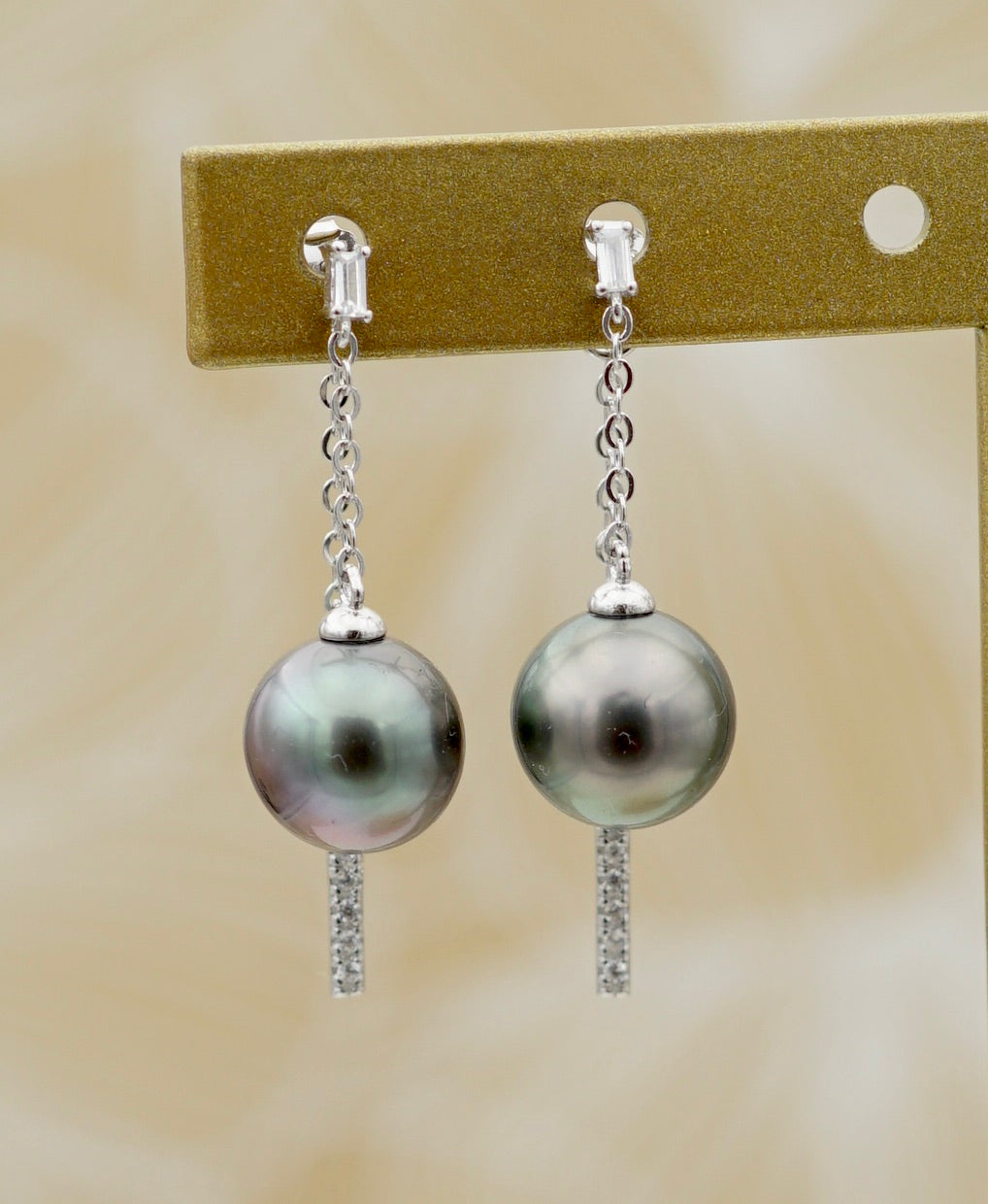 Collection Hiva perles rondes de 10.5mm