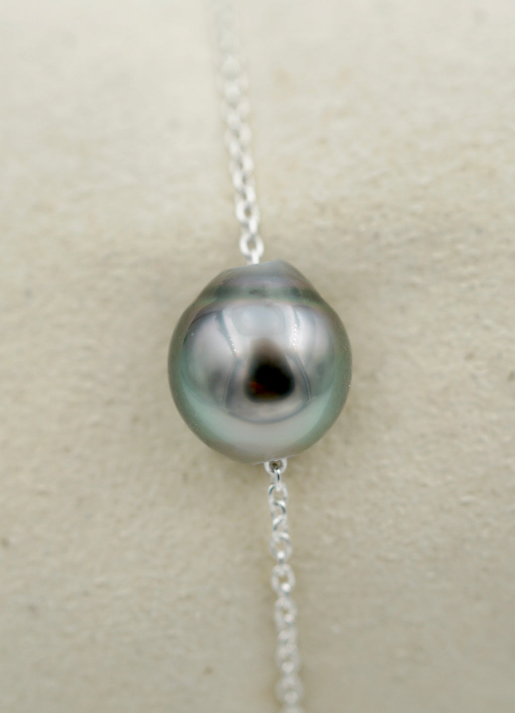 Collection Fakarava perle baroque de 9.5mm