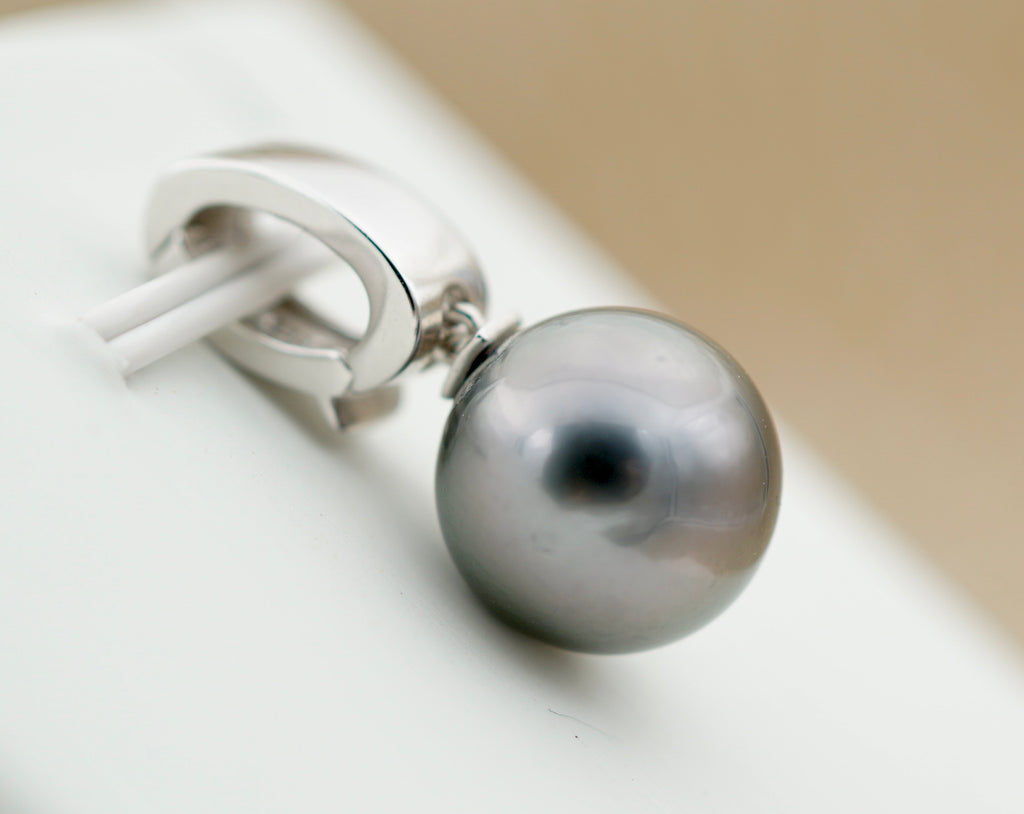 Collection Hamuta perle ronde de 11.1mm