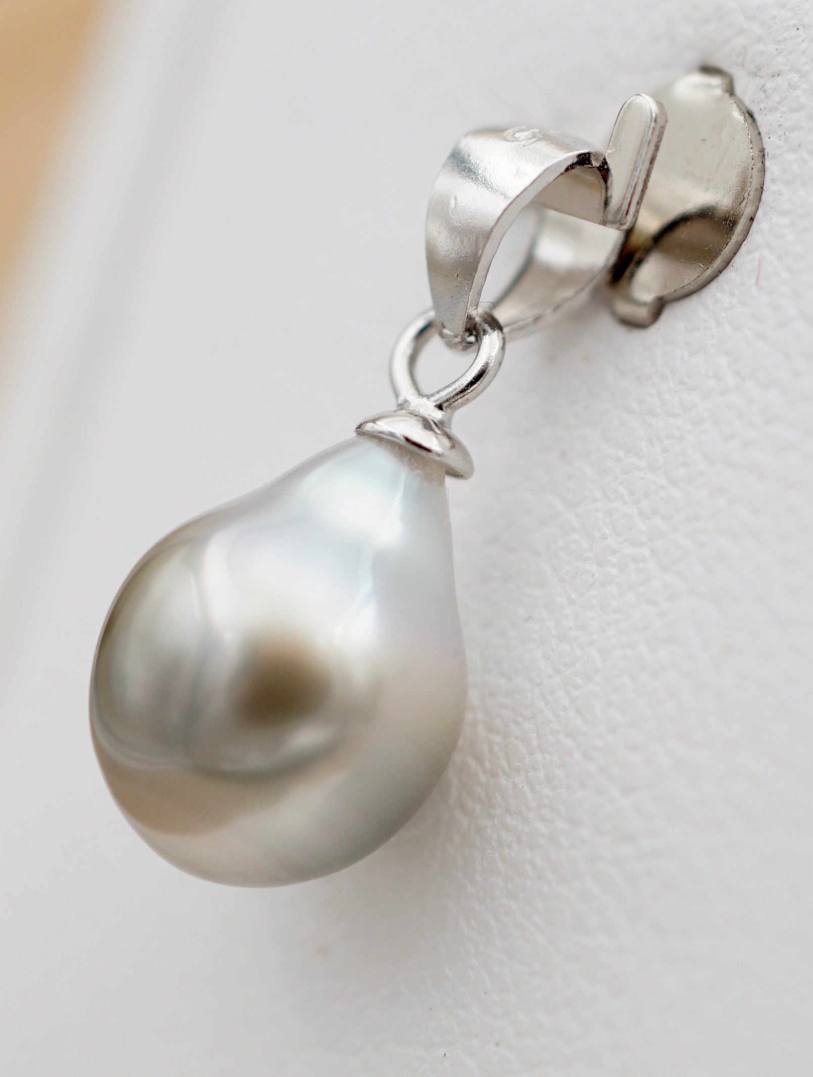 Collection Manava perle baroque de 8.9mm