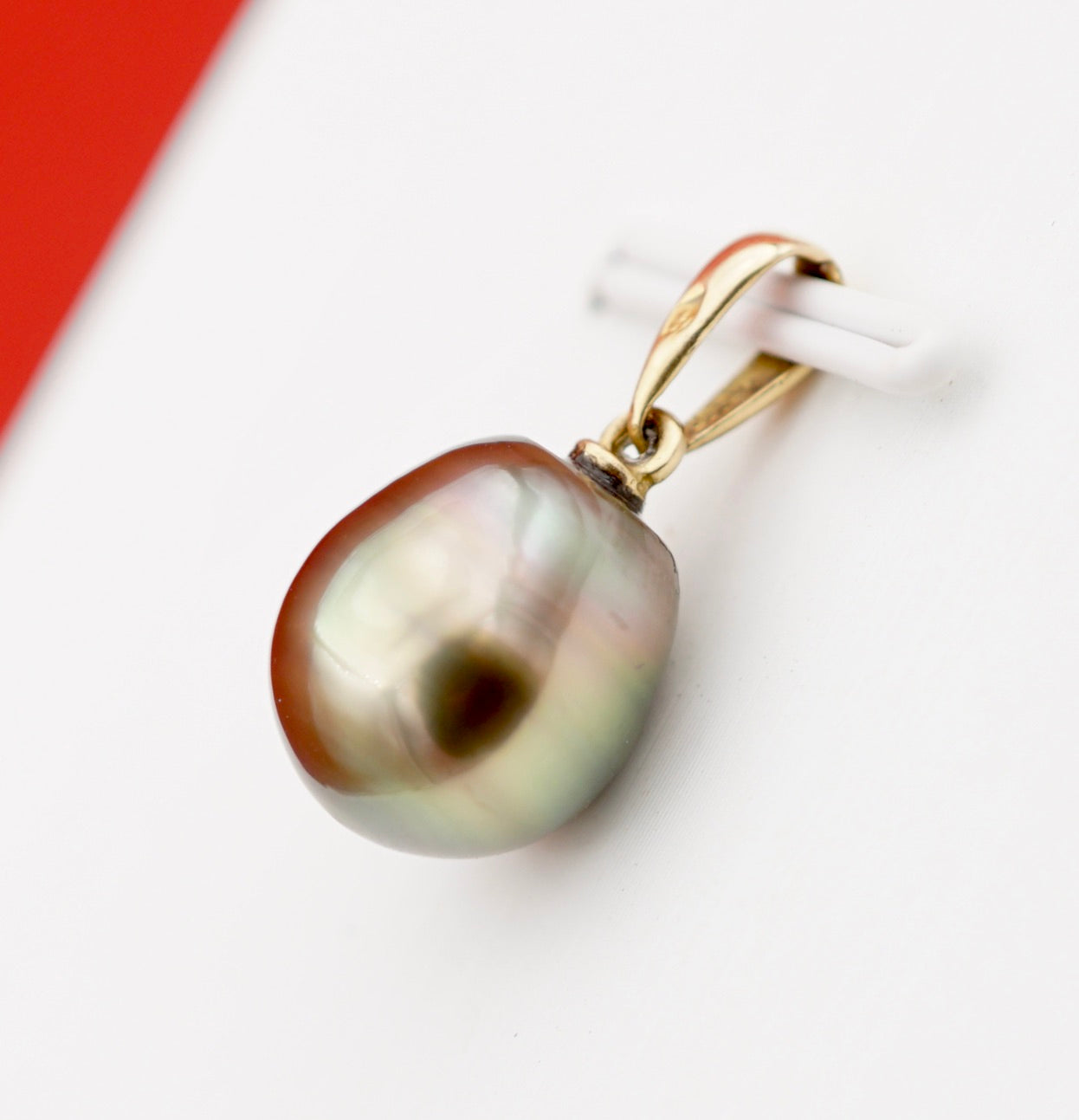 Collection Rotui Superbe perle Gold de 10.1mm sur Or