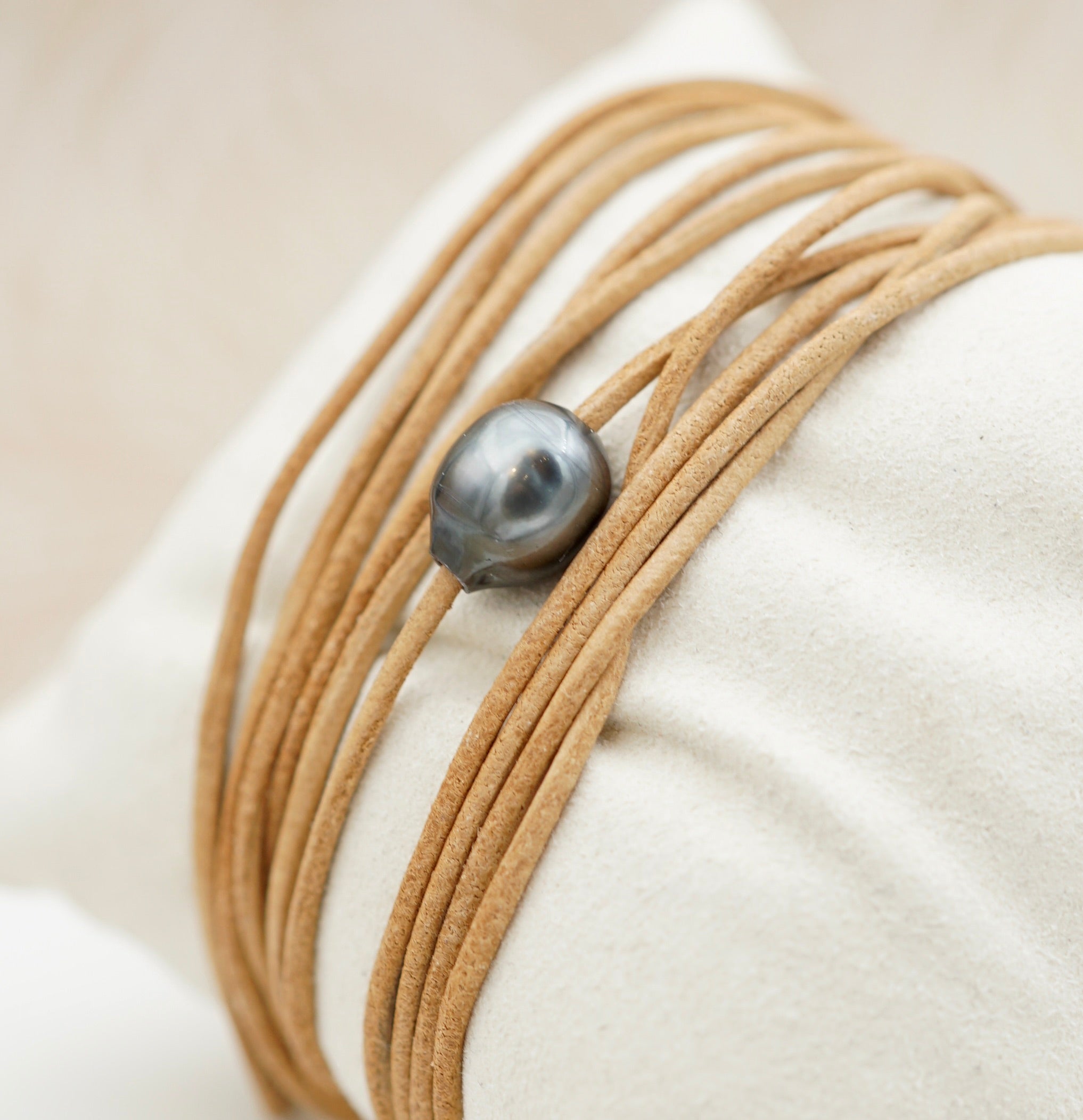 Collection Meka perle baroque de 8.9mm