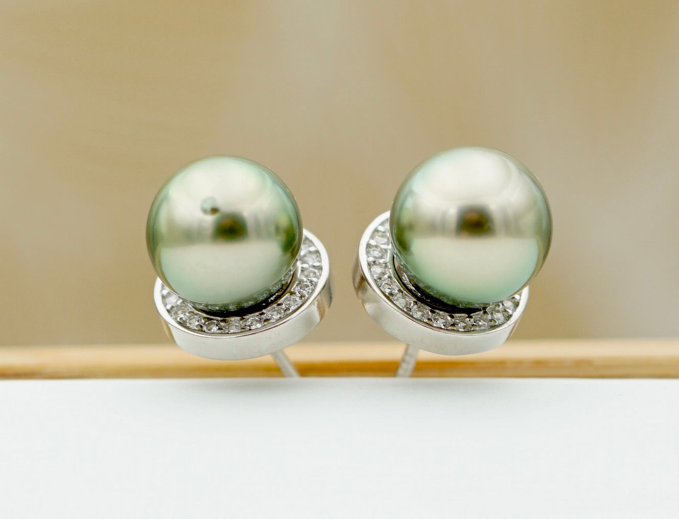 Collection Punauiaa splendides perles gold