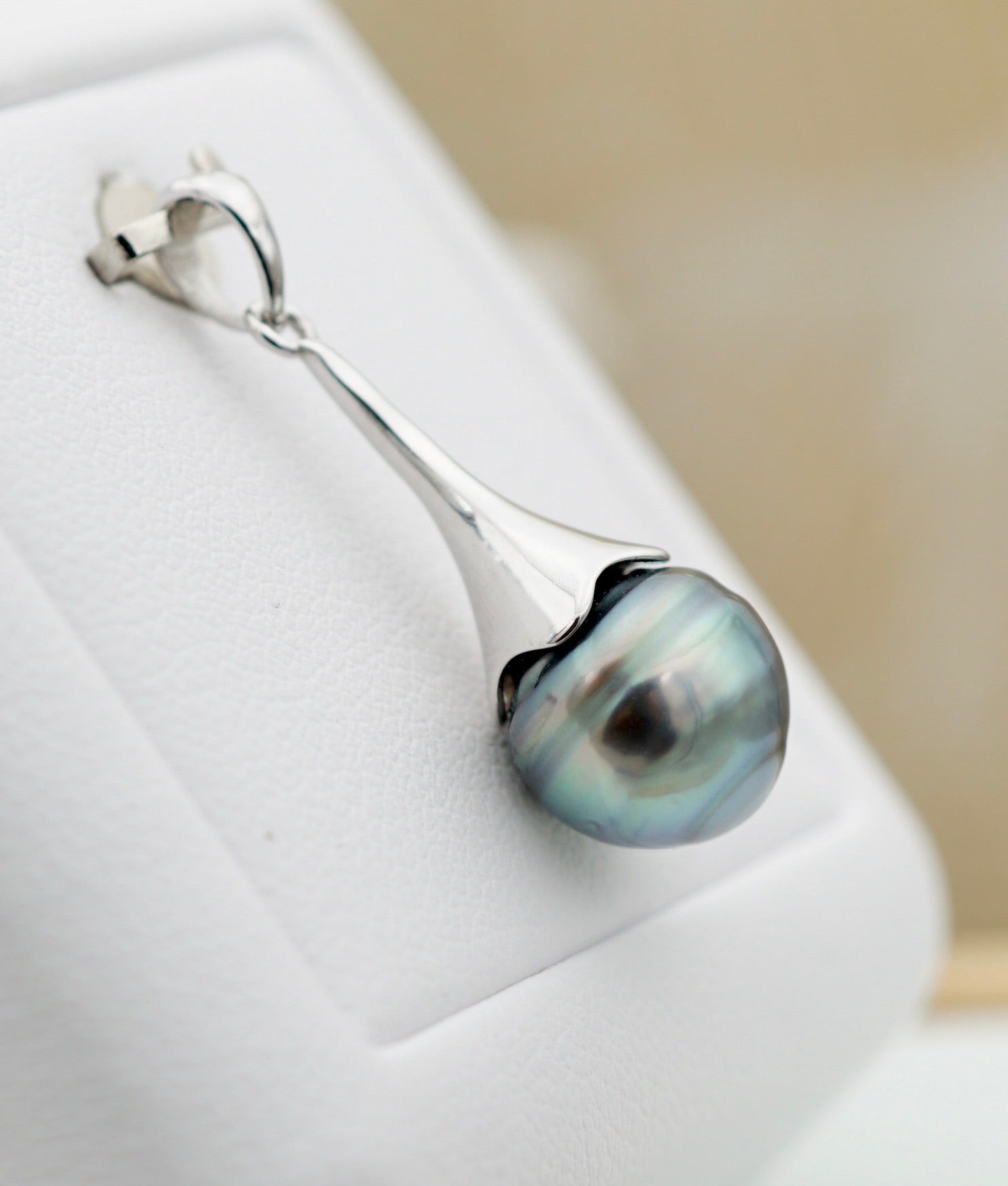 Collection Tipanier perle de 10.2mm sur argent