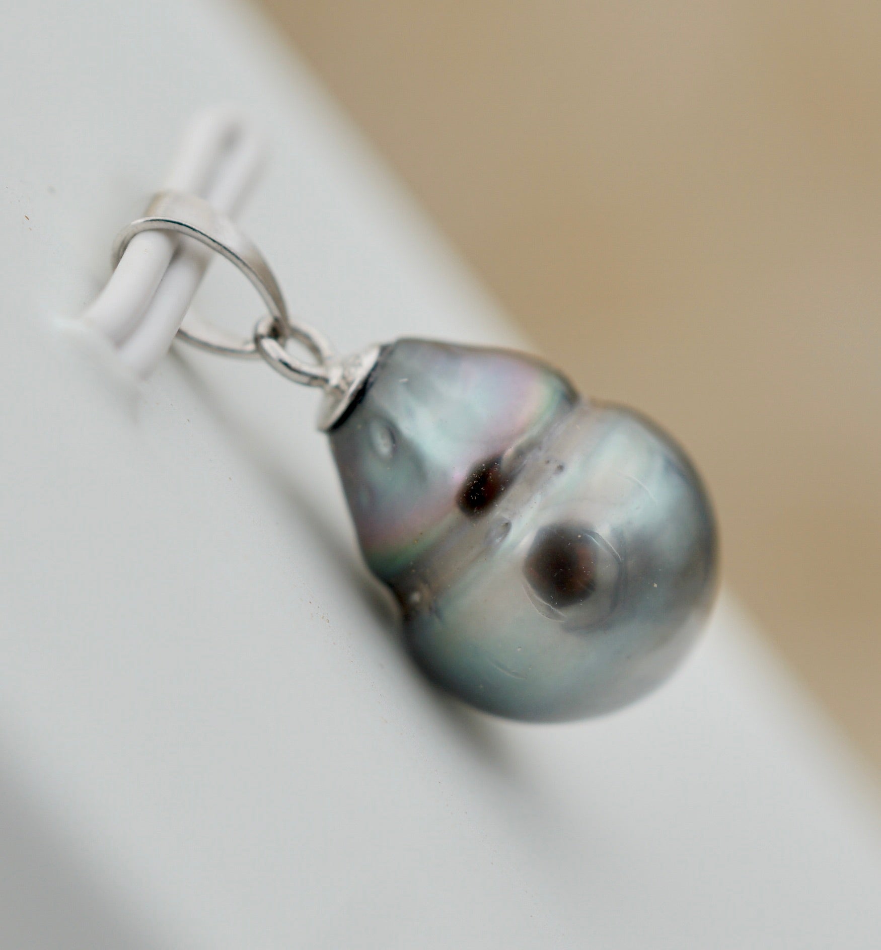 Collection Umete perle cerclée de 9.4mm