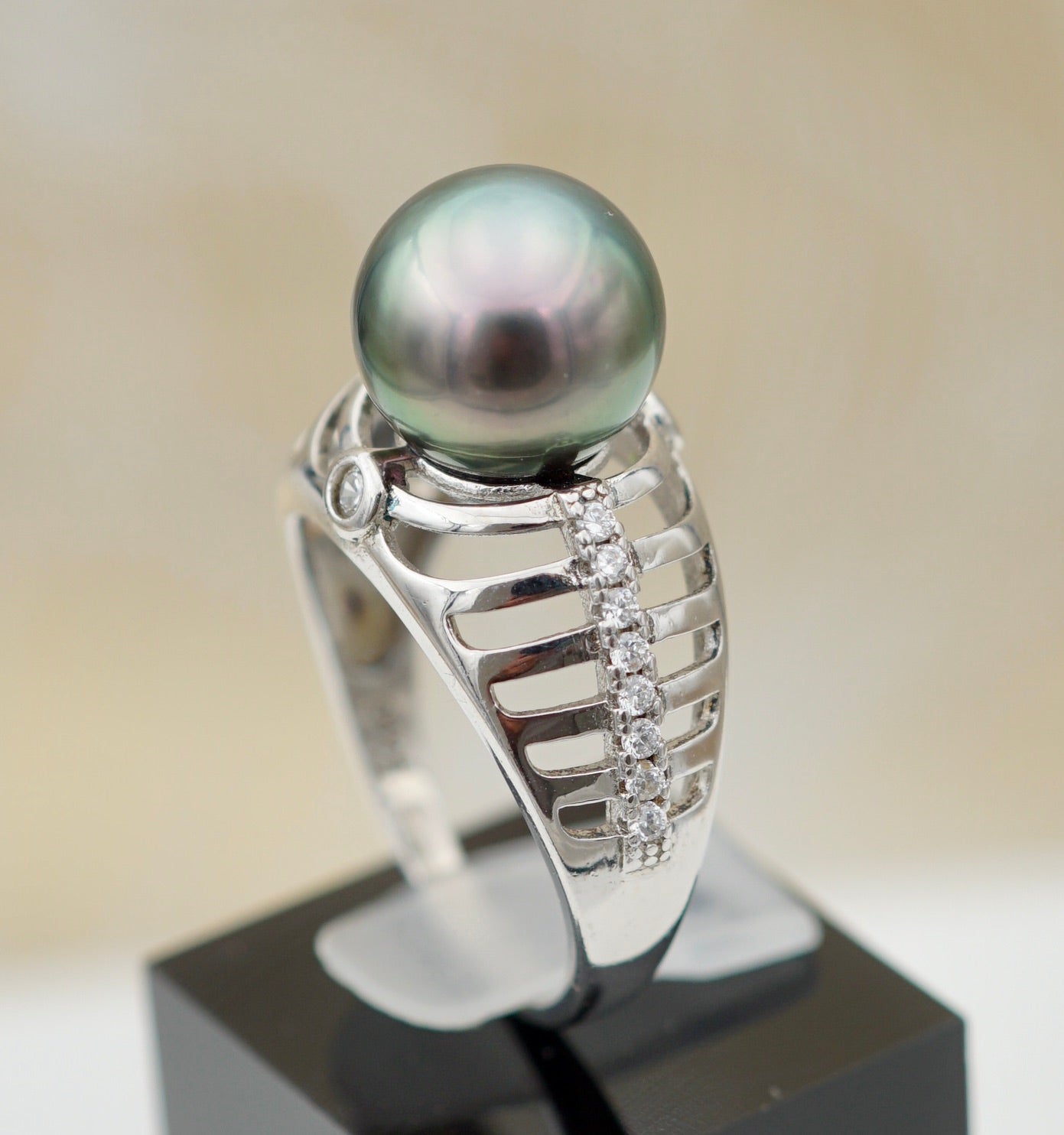 Collection Moorea perle ronde de 9.7mm