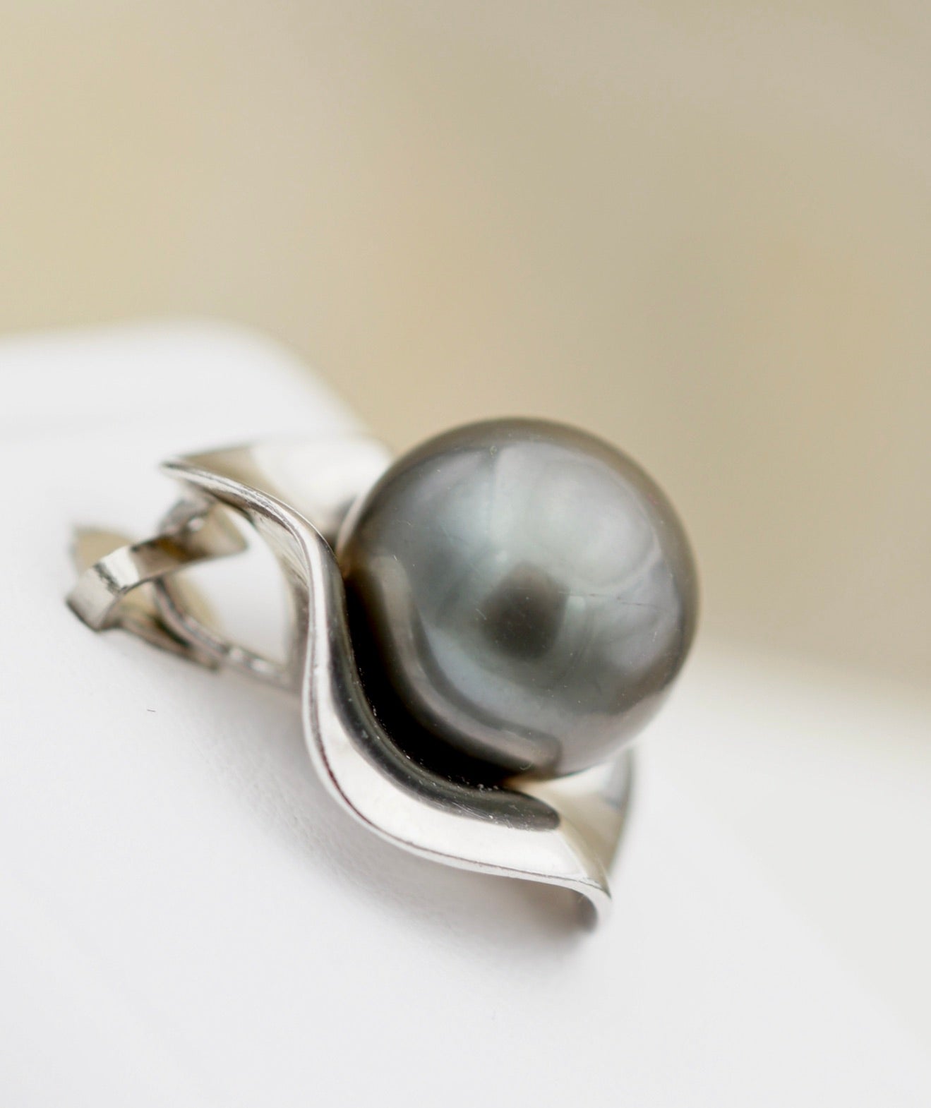 Collection Mangareva perle ronde de 10.9mm