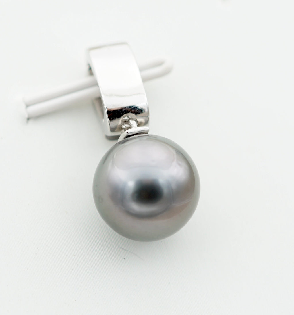 Collection Hamuta perle ronde de 11.1mm