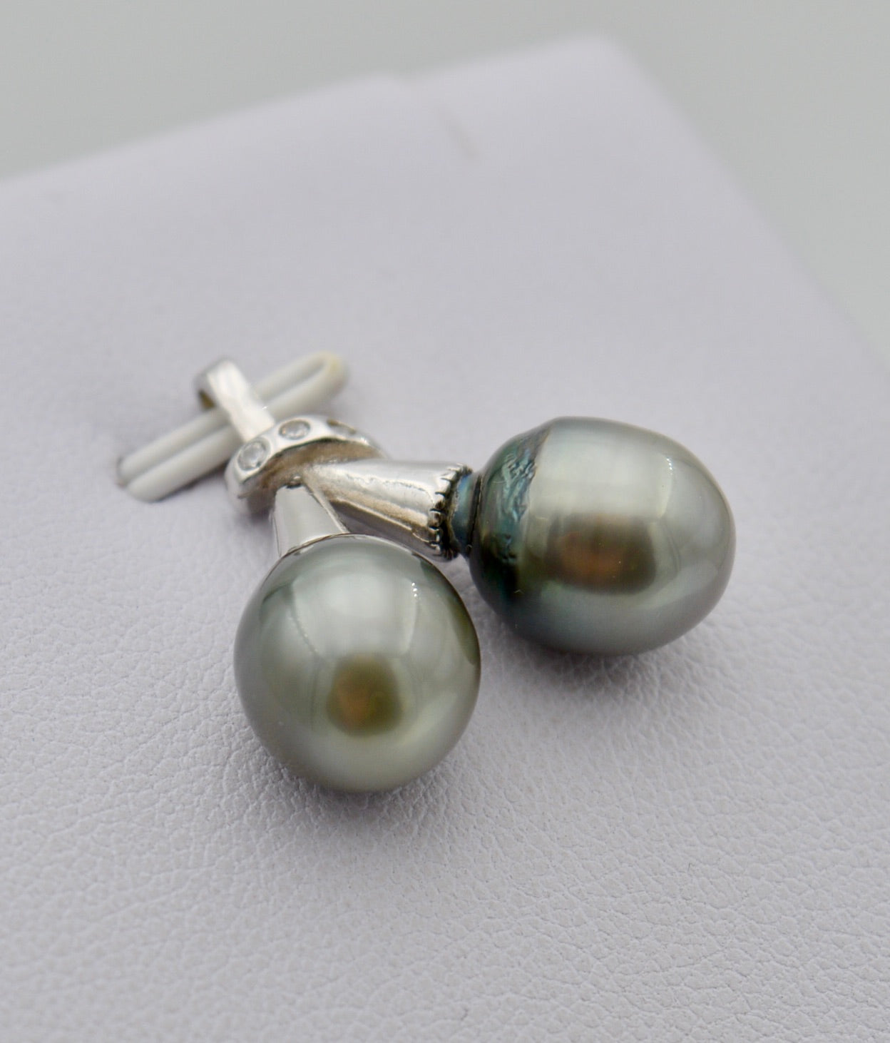 Collection Gambier 2 perles baroques montées sur argent