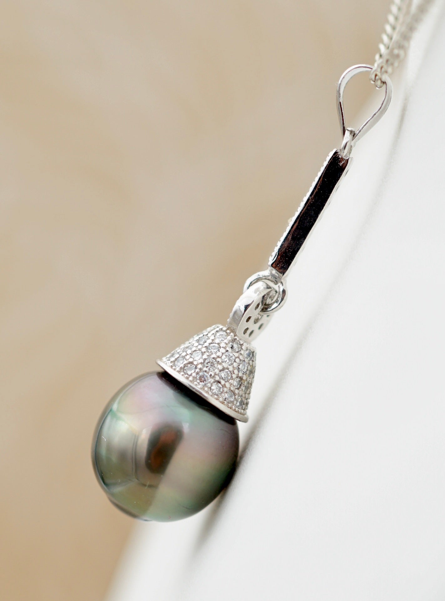 Collection Rima perle semi ronde de 10.2mm