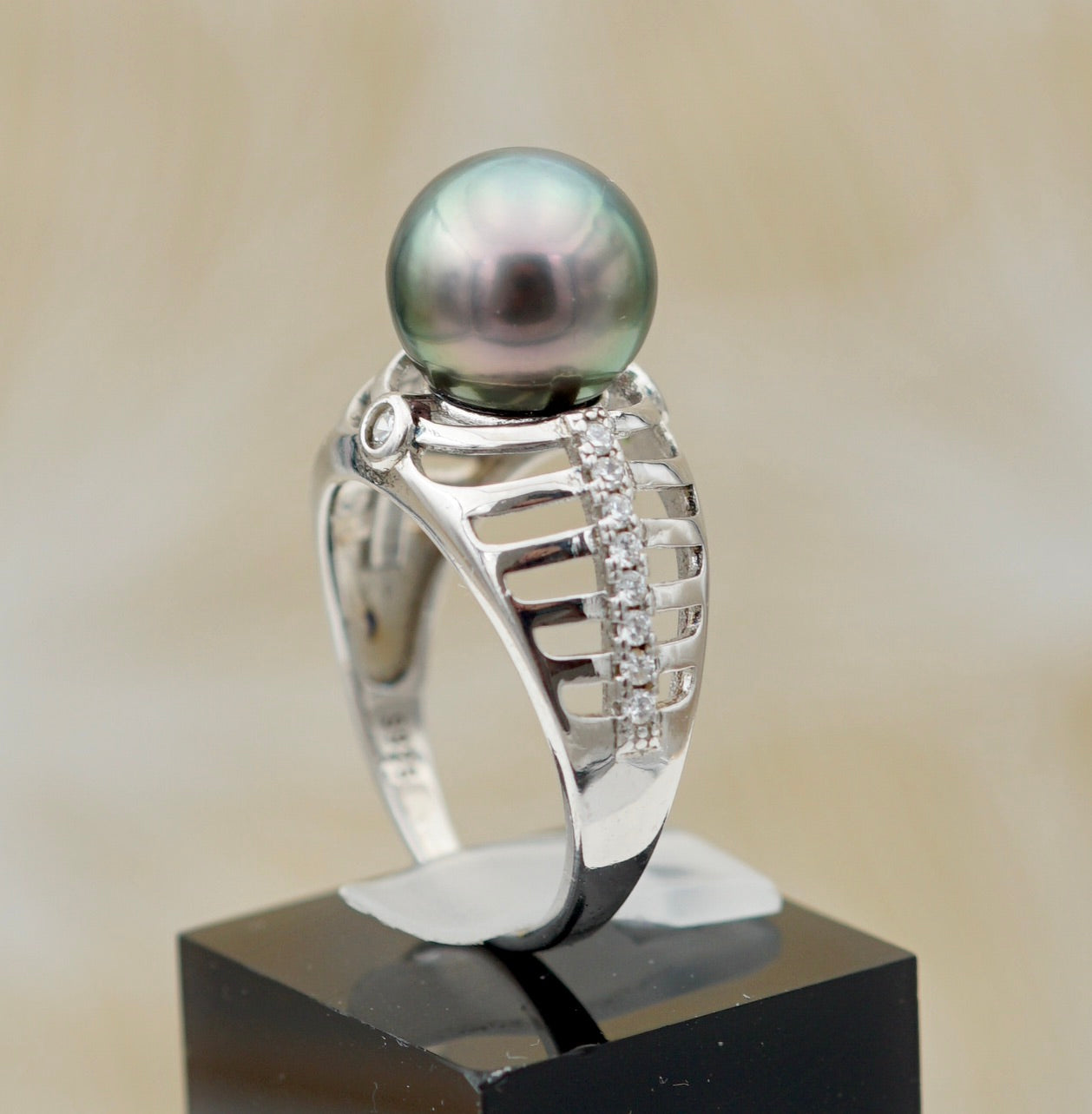 Collection Moorea perle ronde de 9.7mm