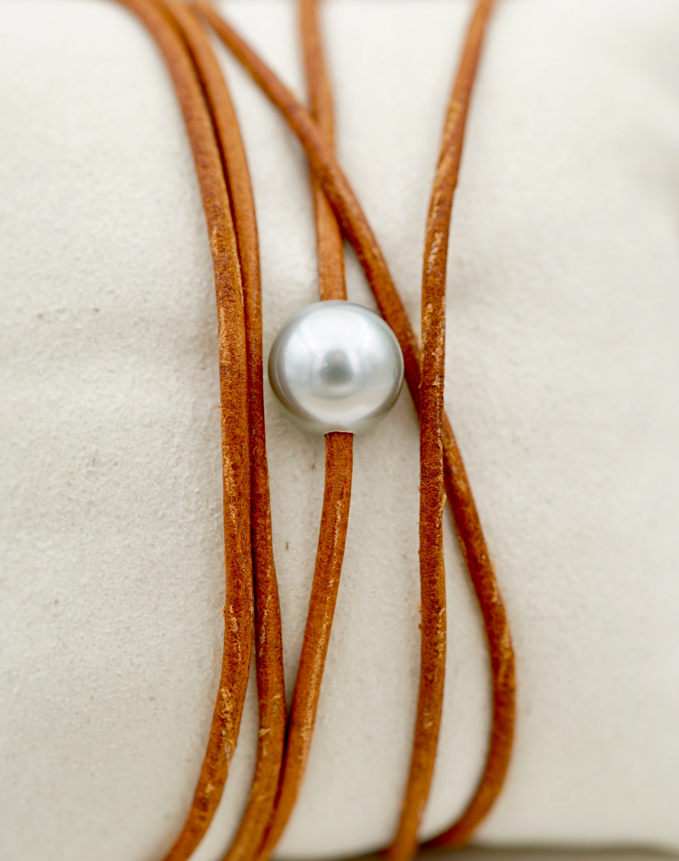 Collection Tiare perle ronde de 9.8mm