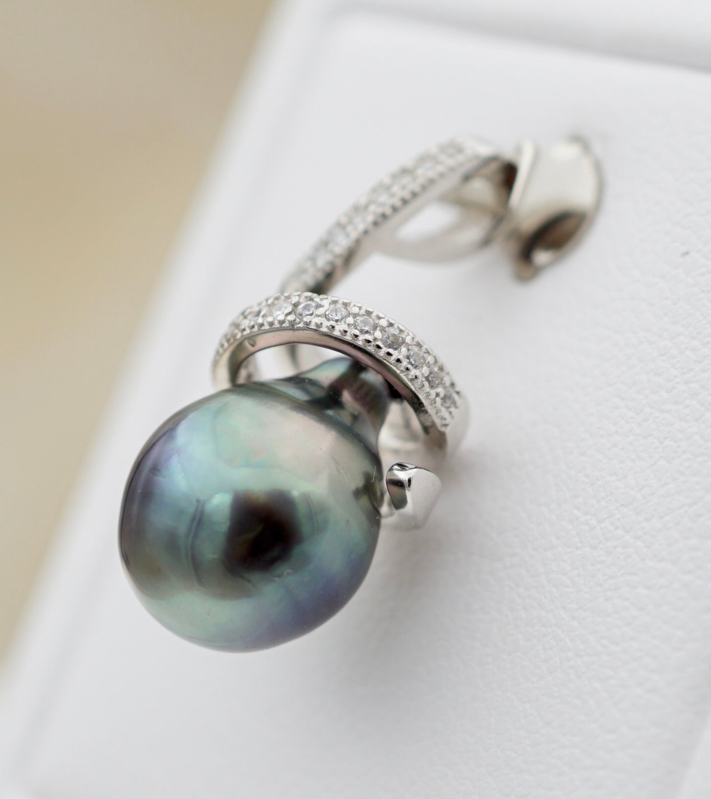 Collection Mareva perle baroque de 10.1mm