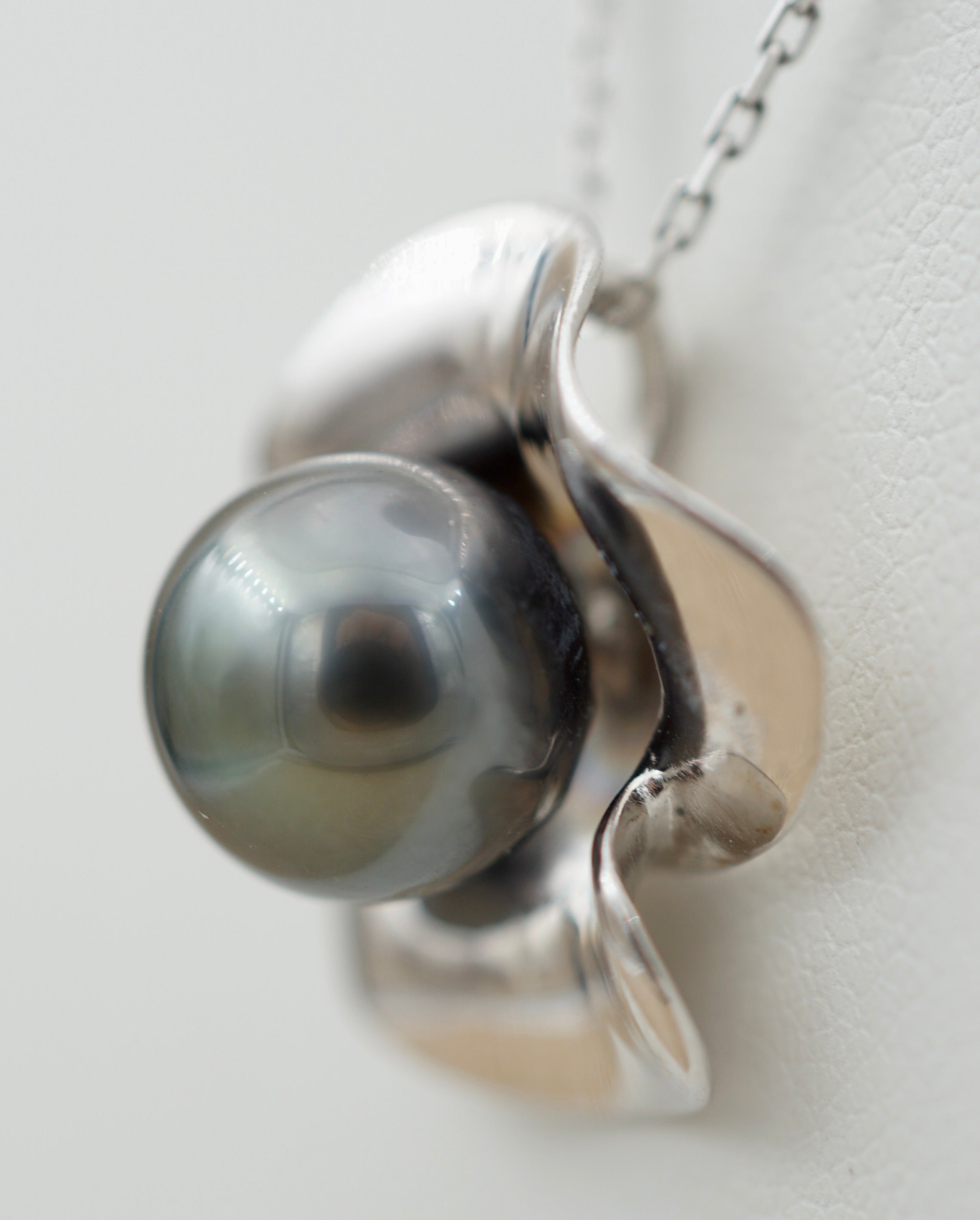 Collection Hamuta perle ronde de 9.3mm