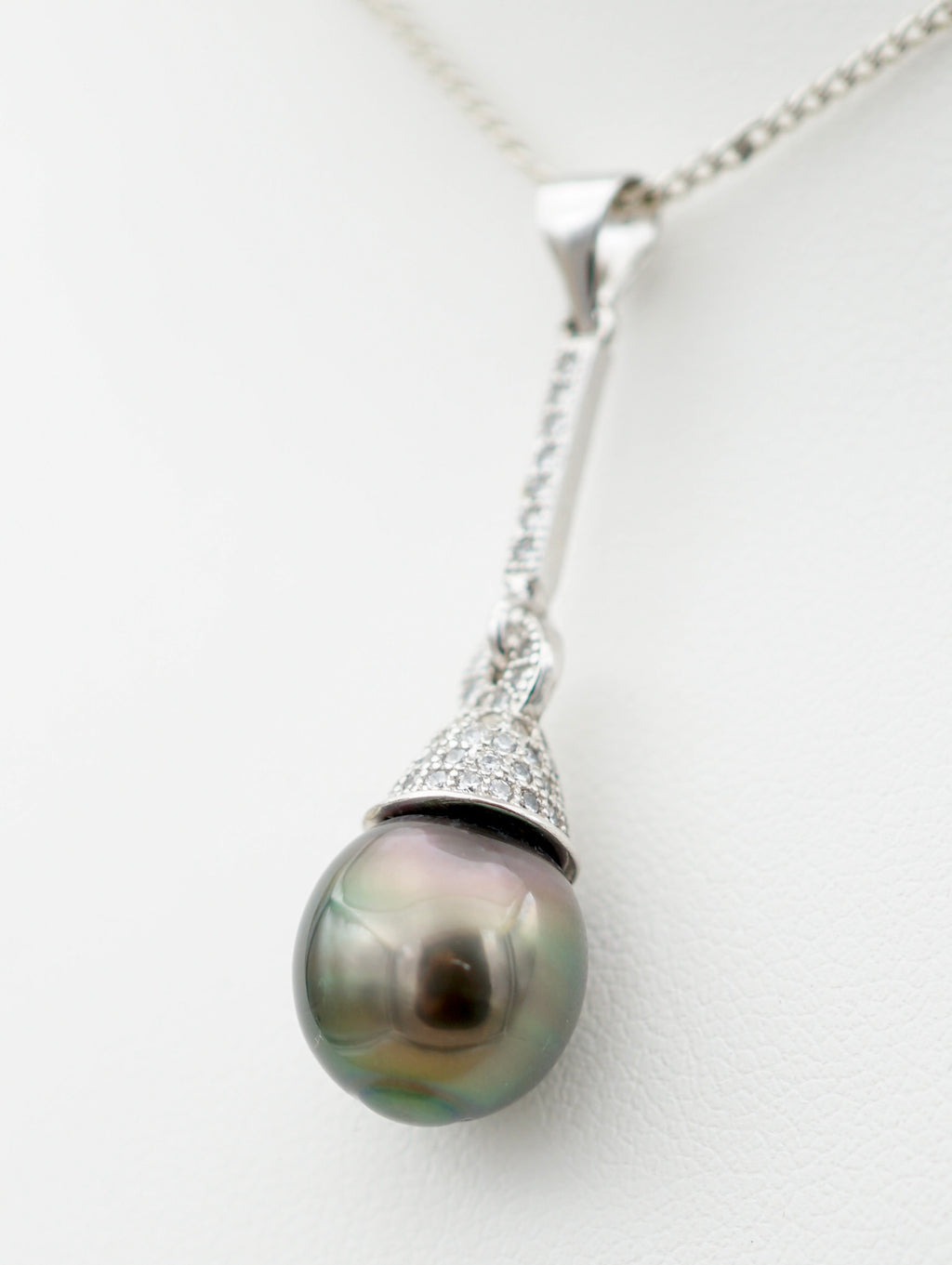Collection Rima perle semi ronde de 10.2mm