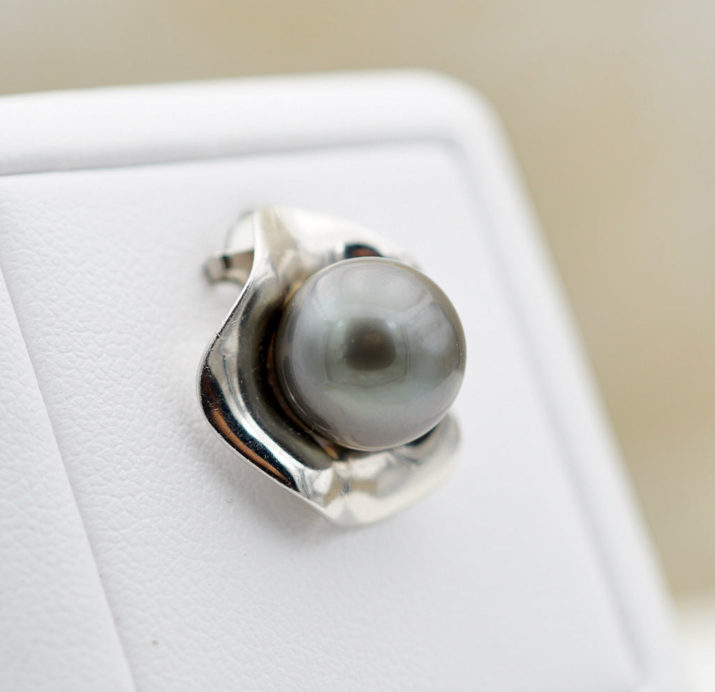 Collection Mangareva perle ronde de 10.9mm
