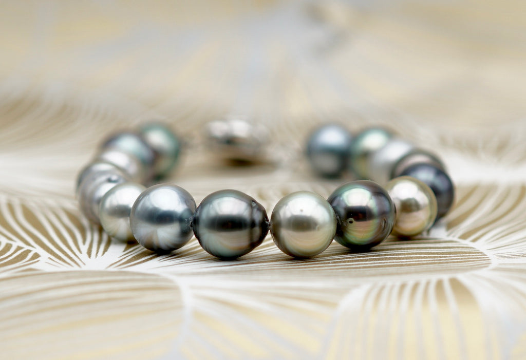 Collection Tuamotu 16 perles multicolores