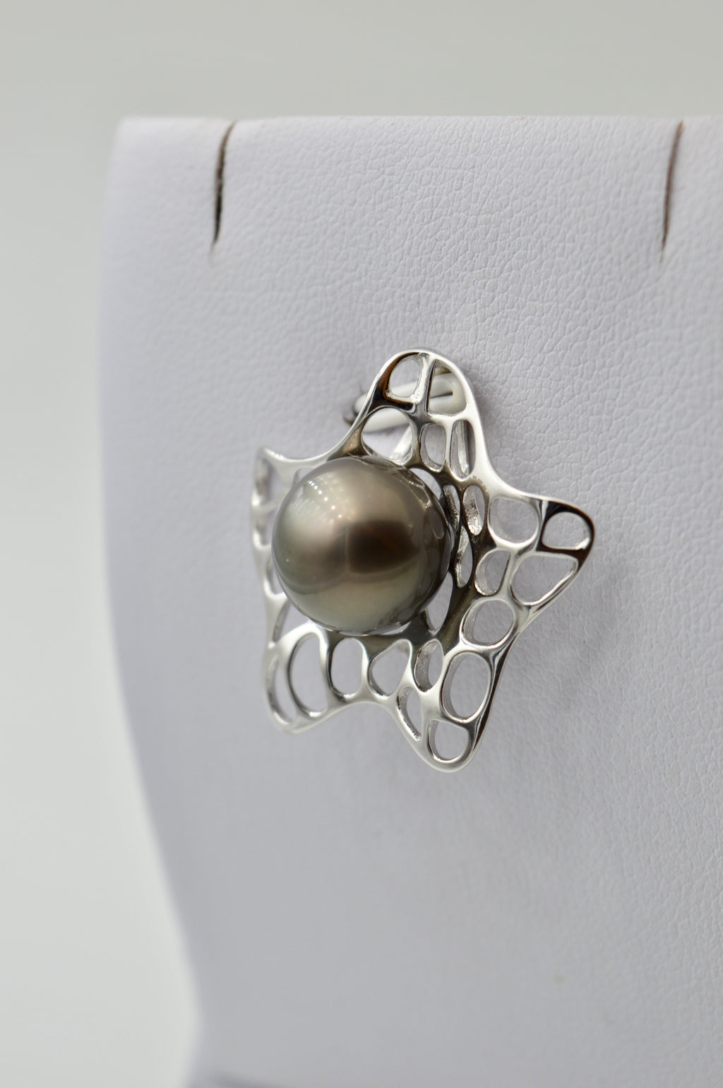 Collection Pao perle de 11mm sur pendentif en argent