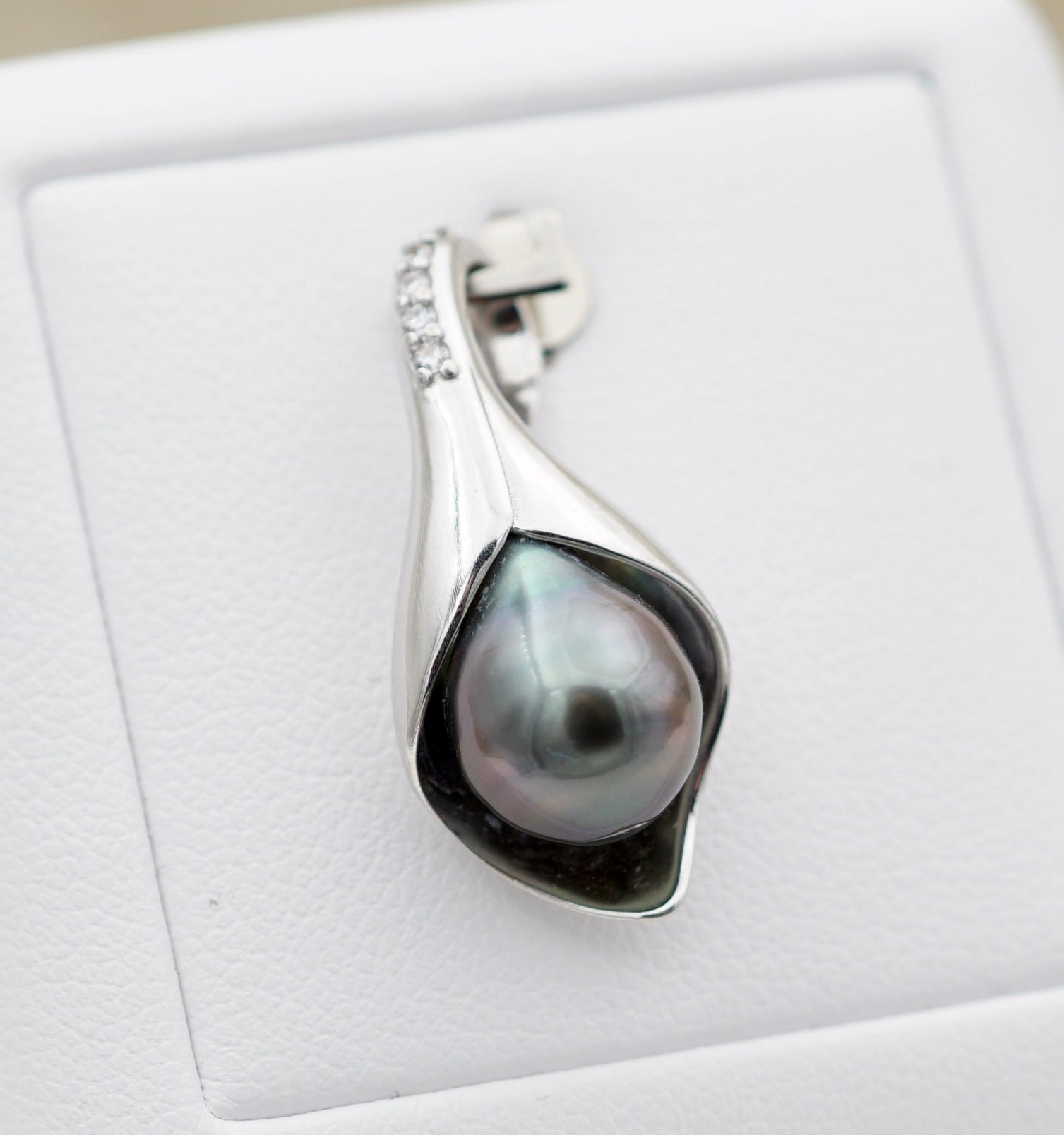 Collection Ra'au perle de 9.3mm
