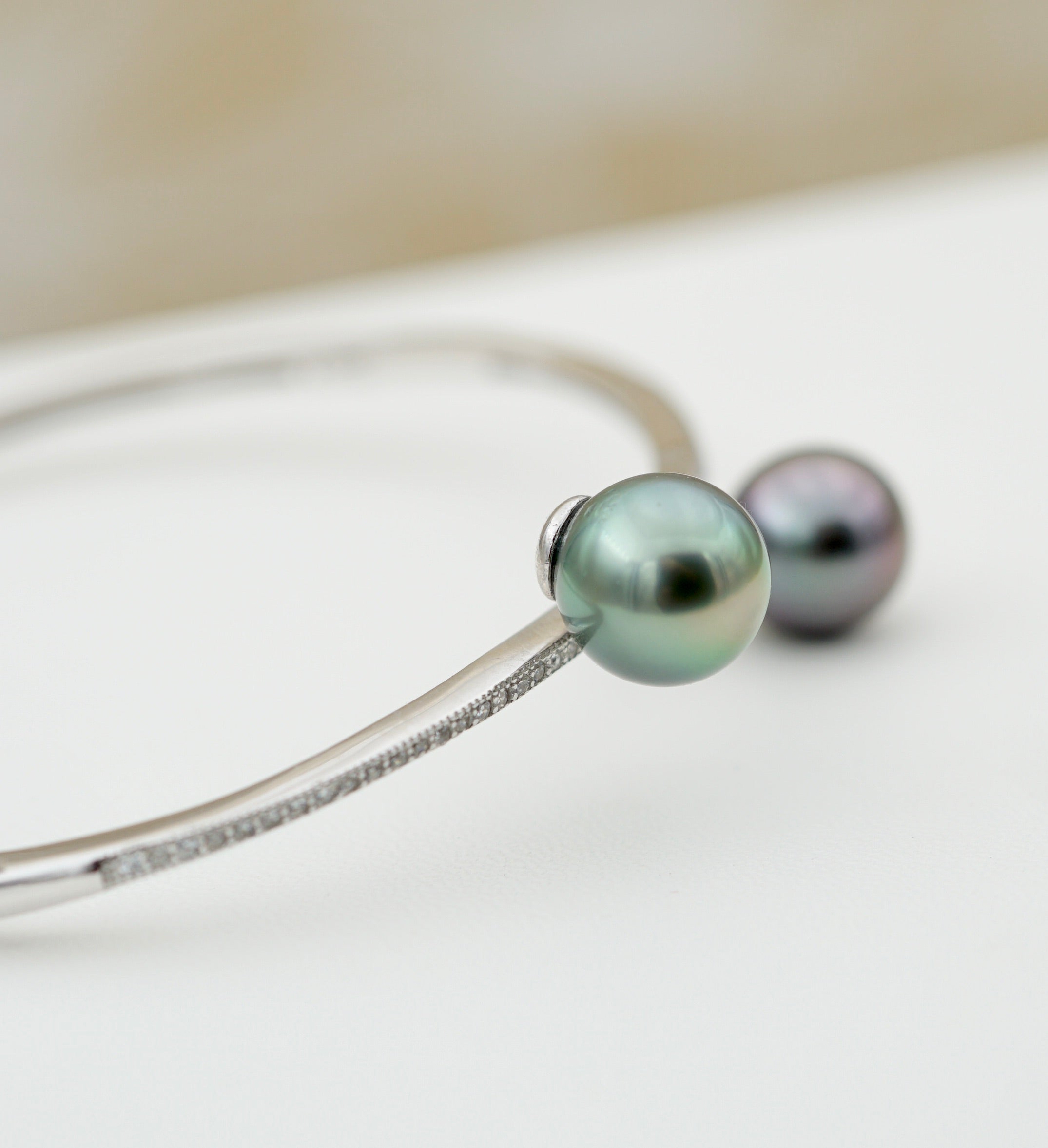 Collection Tevahine perles ronde de 9.7mm
