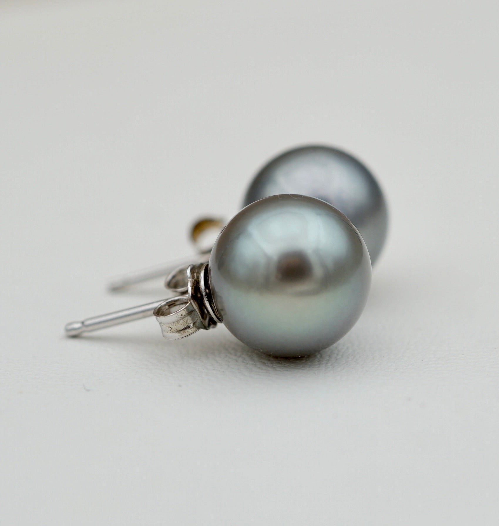 Makemo perles de Tahiti rondes de 10.3mm