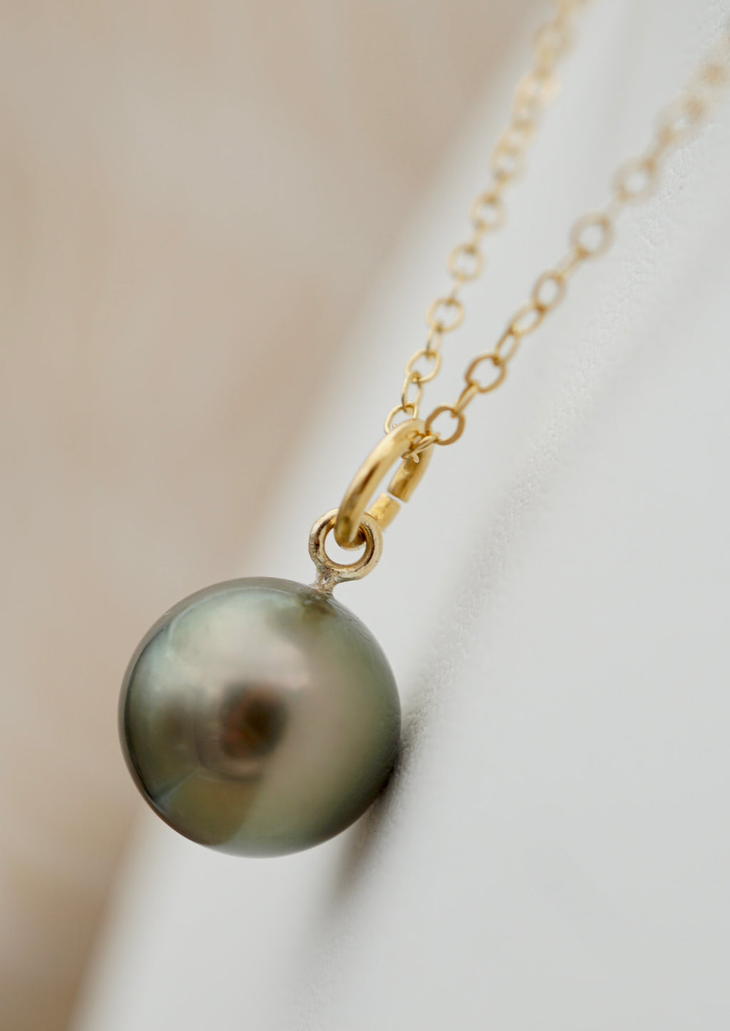 Apataki perle de Tahiti de 10.1mm sur gold Filled 14k