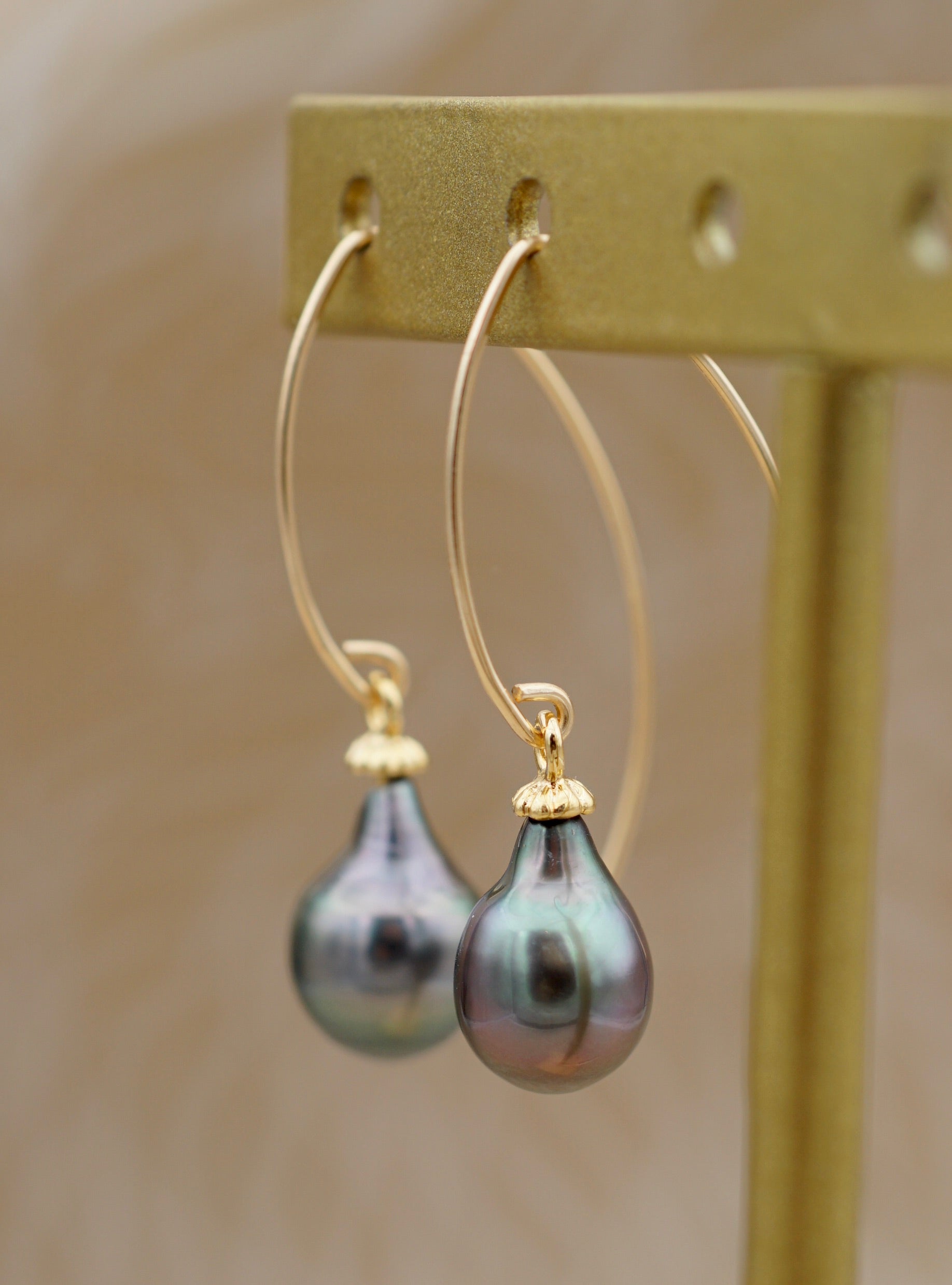Hiva Oa perles baroques de Tahiti de 8.9mm