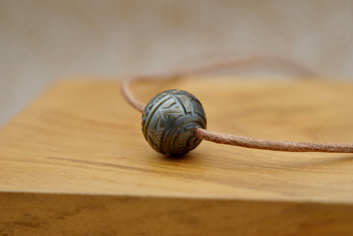 Nui iti perle de Tahiti de 14.1mm gravée