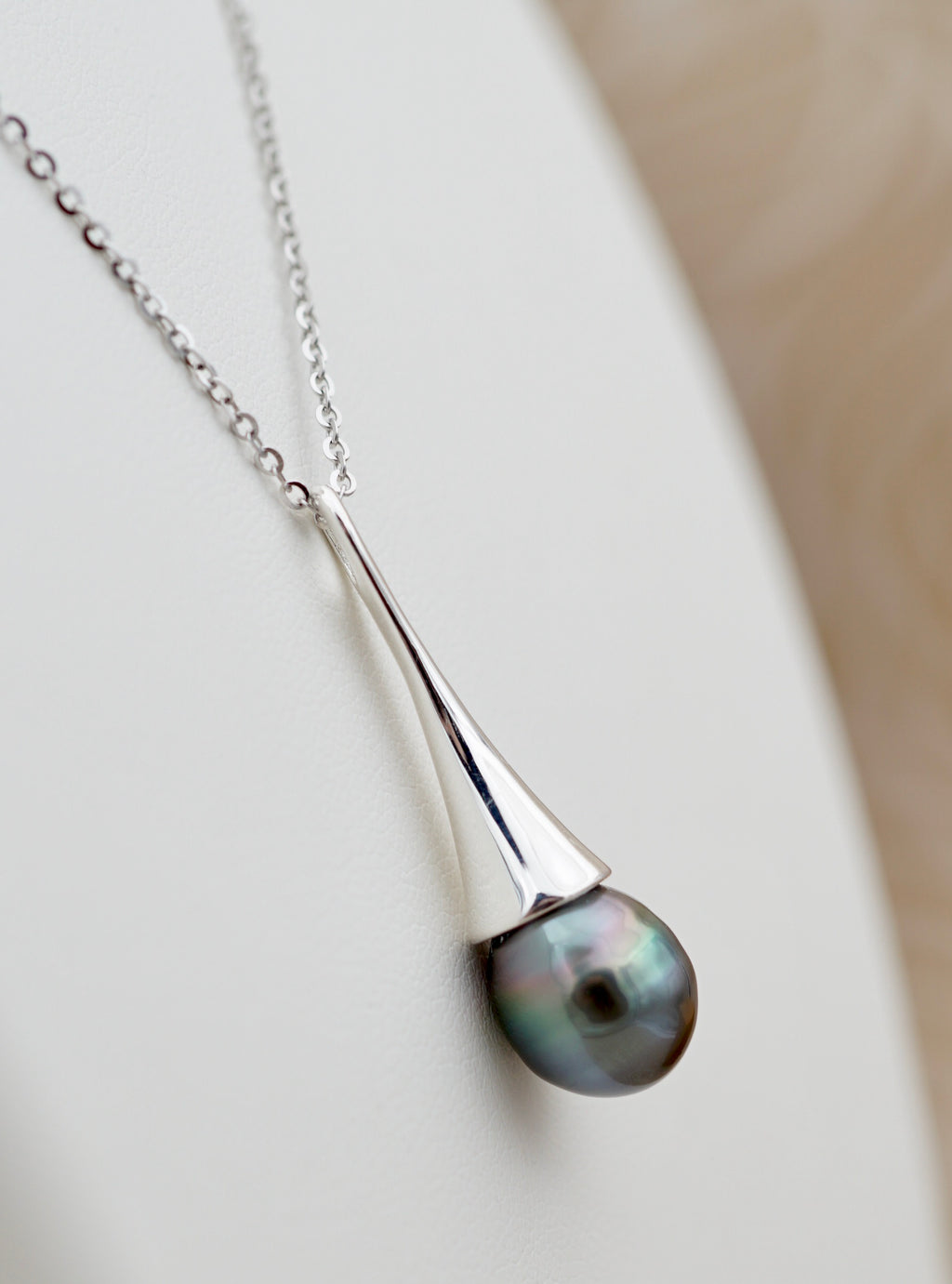 Nui perle de Tahiti cerclée de 9.2mm