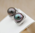 Rangiroa perles de Tahiti de 8.4mm montées en boucles d'oreilles sur argent